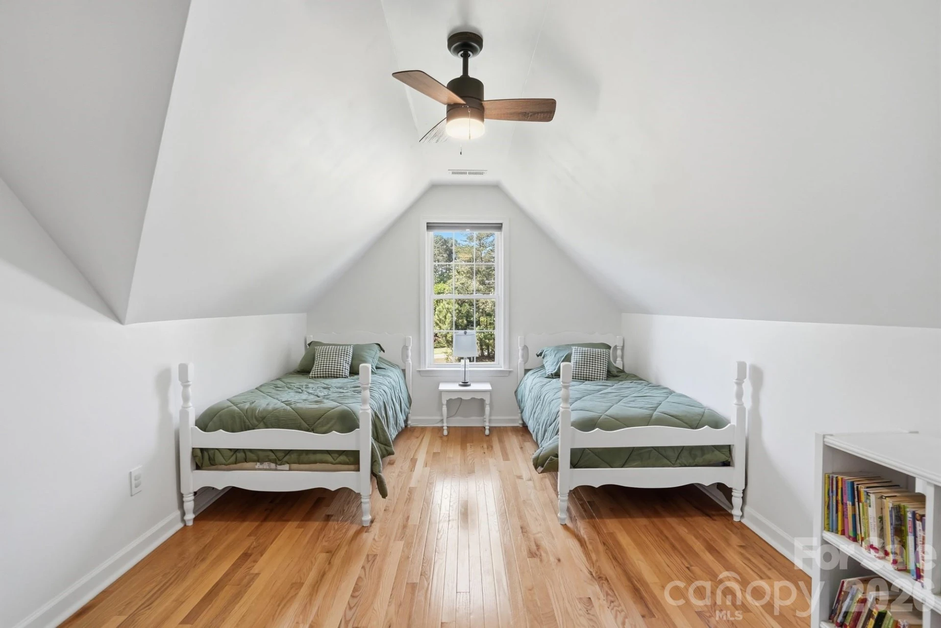 104 Ardmore Place - Photo 32