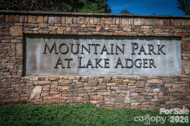 26 Mountain Parkway, Mill Spring, NC, 28756