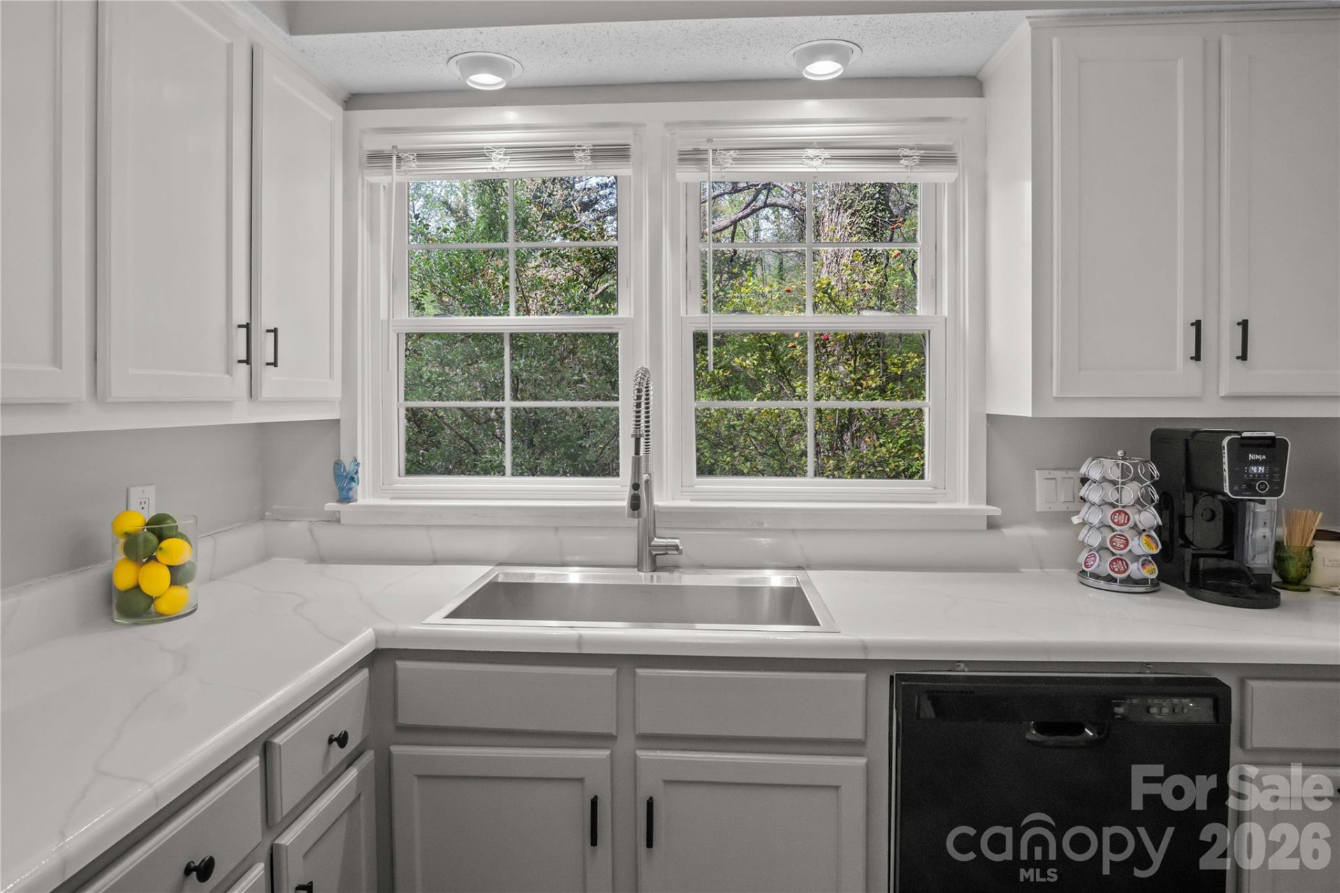 100 Woodmere Drive - Photo 27