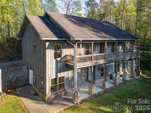 219 Sandalwood Drive, Whittier, NC, 28789
