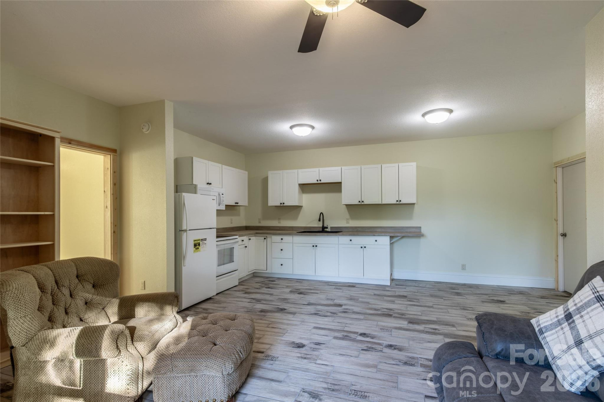 219 Sandalwood Drive - Photo 23