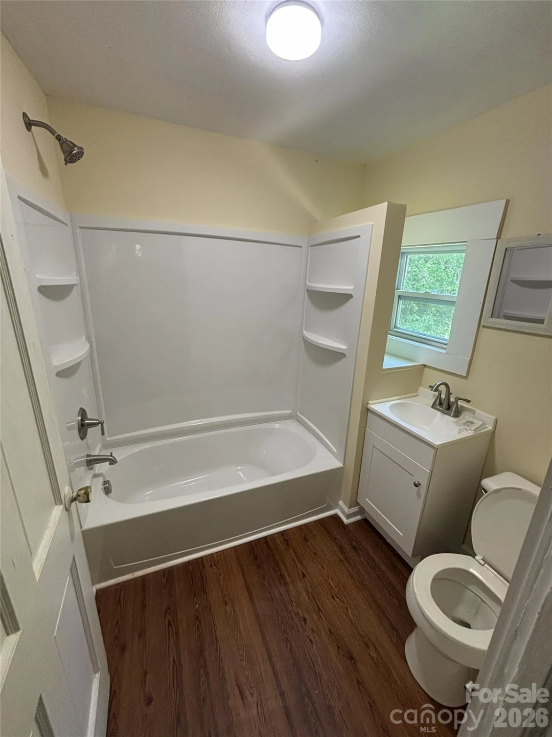 1040 East Drive - Photo 9