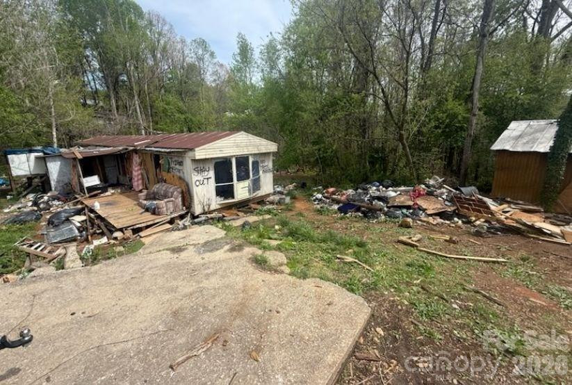 269 Roberta Street - Photo 2