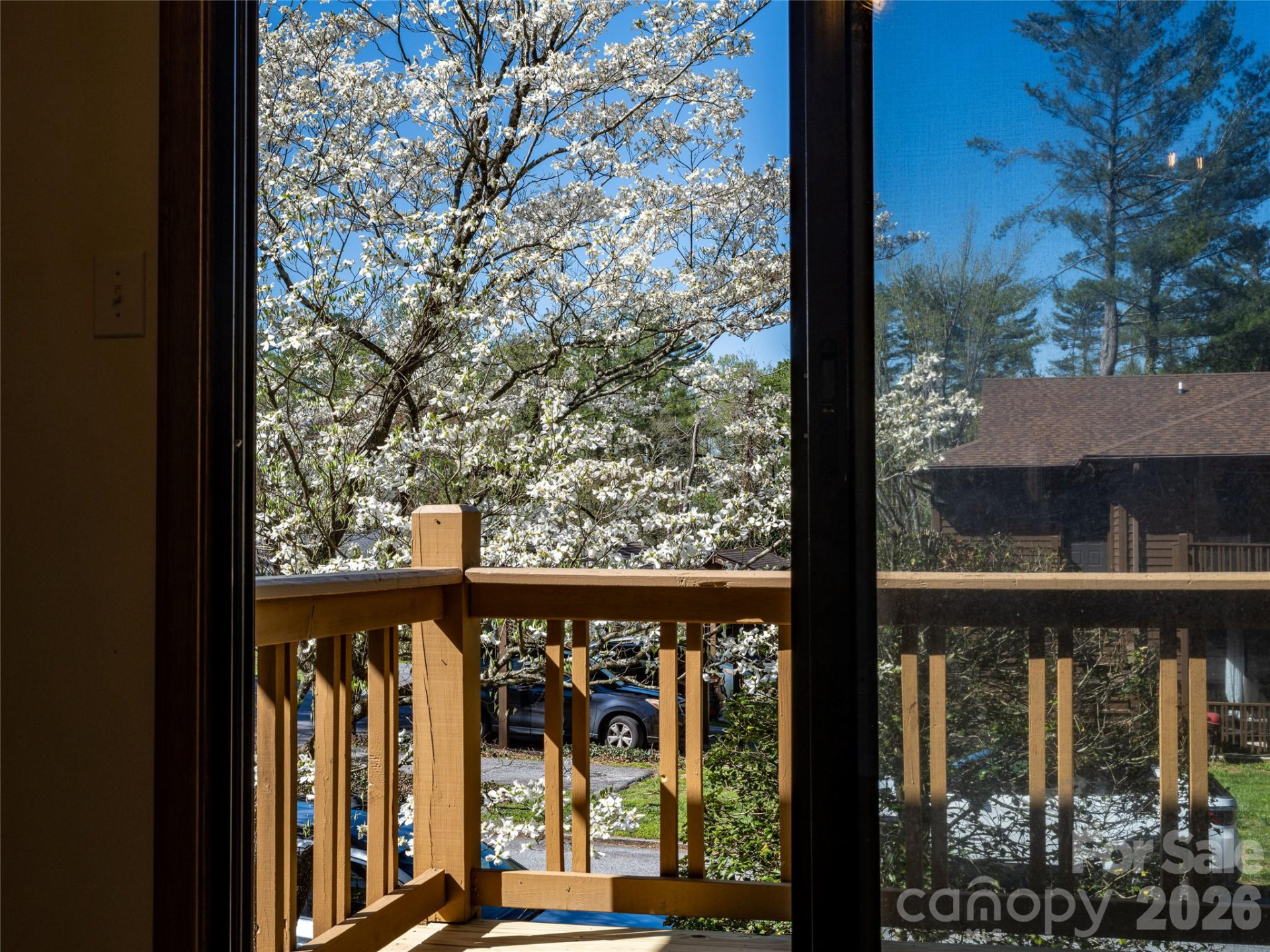 521 Courtwood Lane #8 - Photo 18