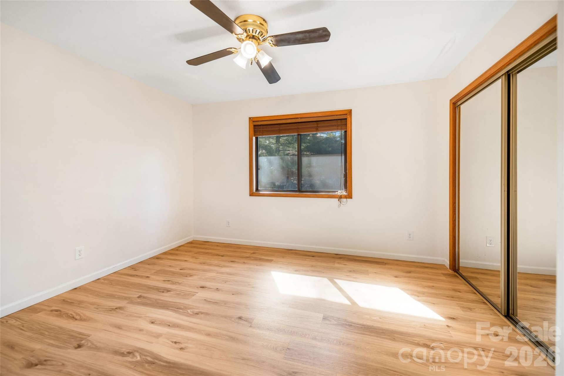 521 Courtwood Lane #8 - Photo 6