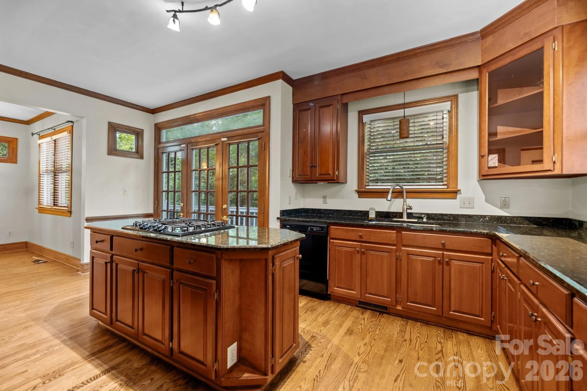 230 Brackenbury Lane - Photo 3