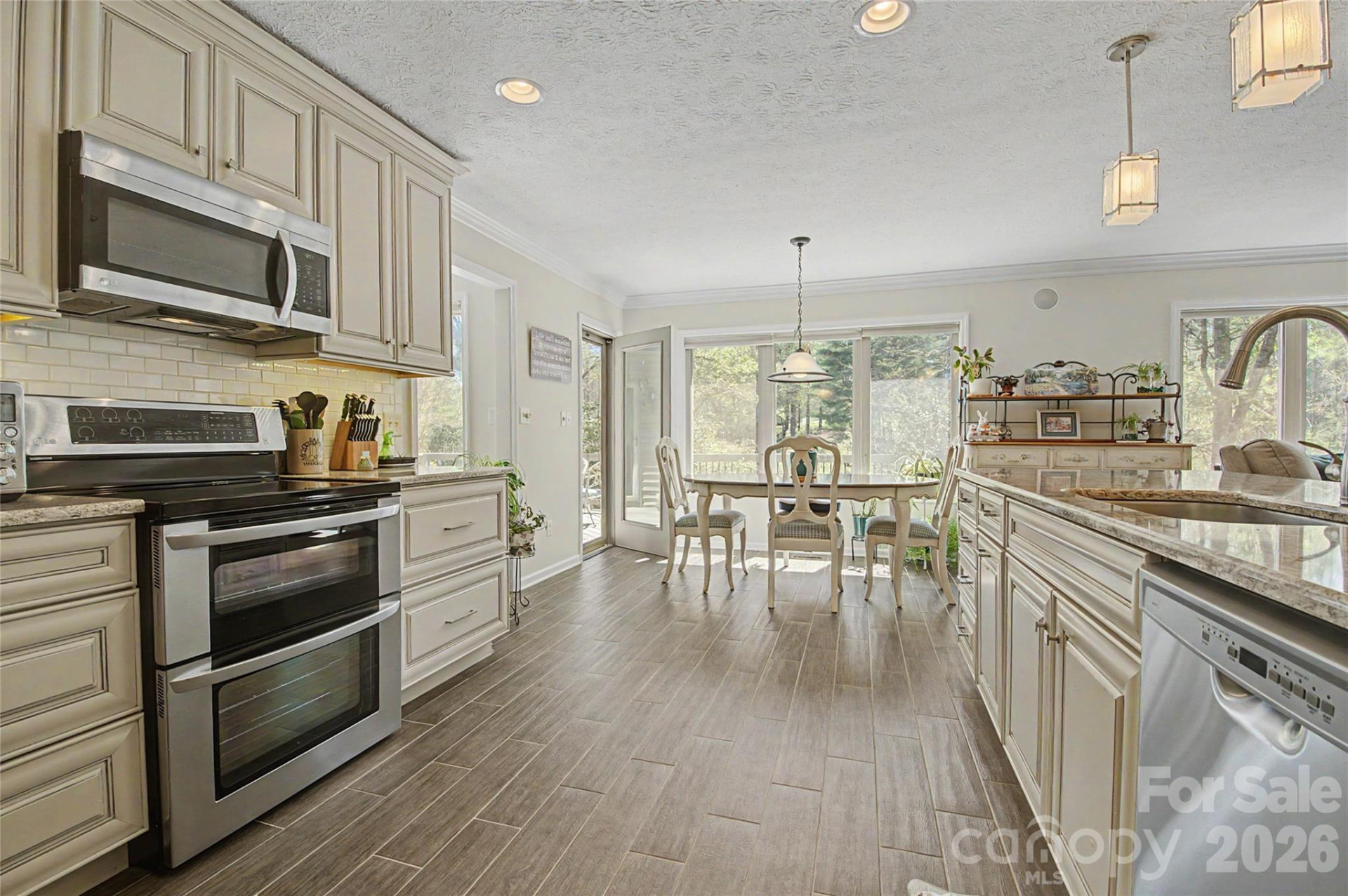 35 Tall Pines Road - Photo 10