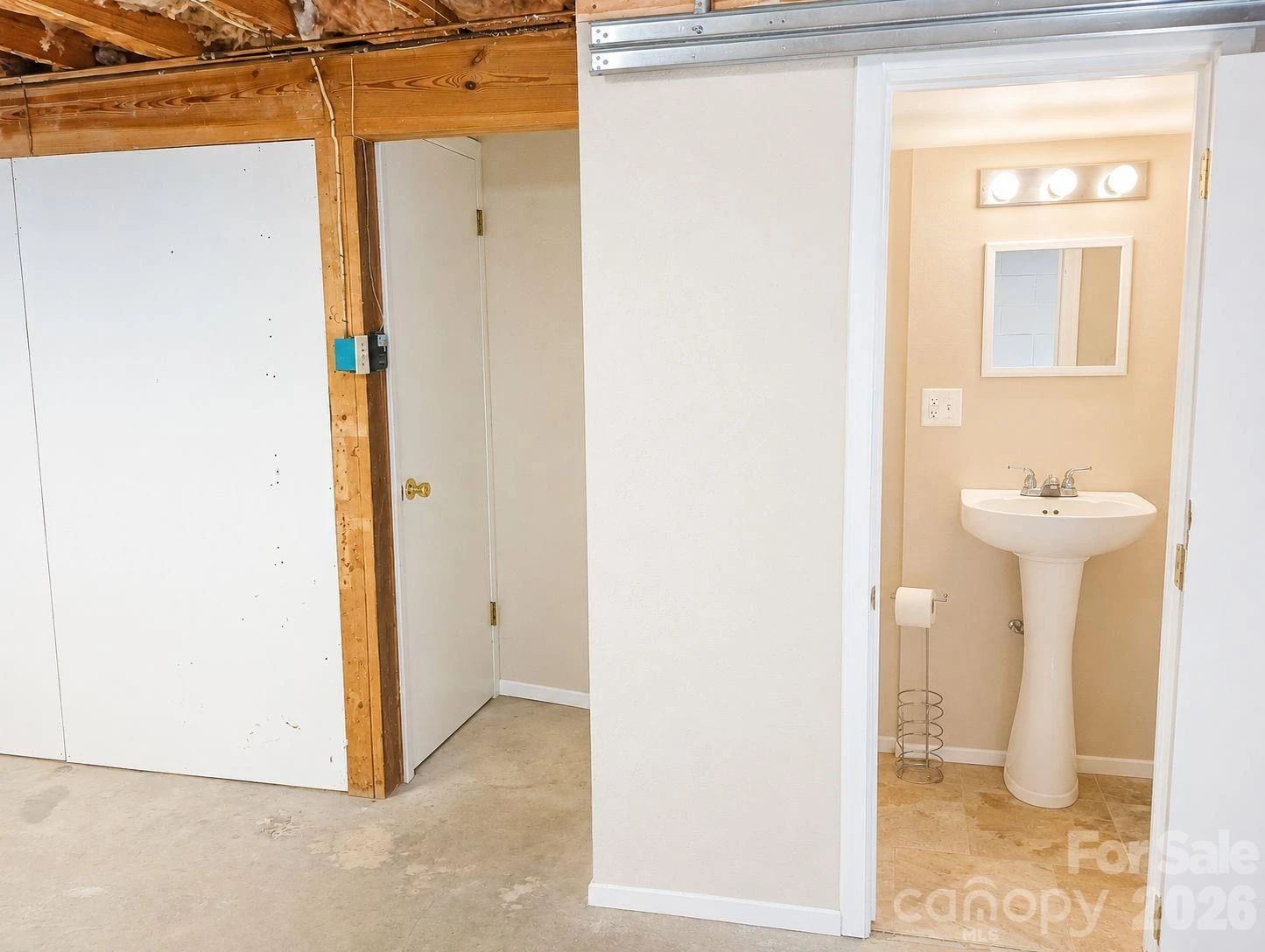 662 Locust Drive - Photo 23