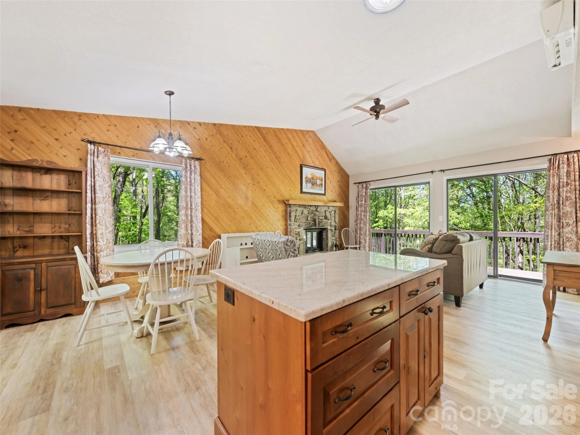 662 Locust Drive - Photo 9