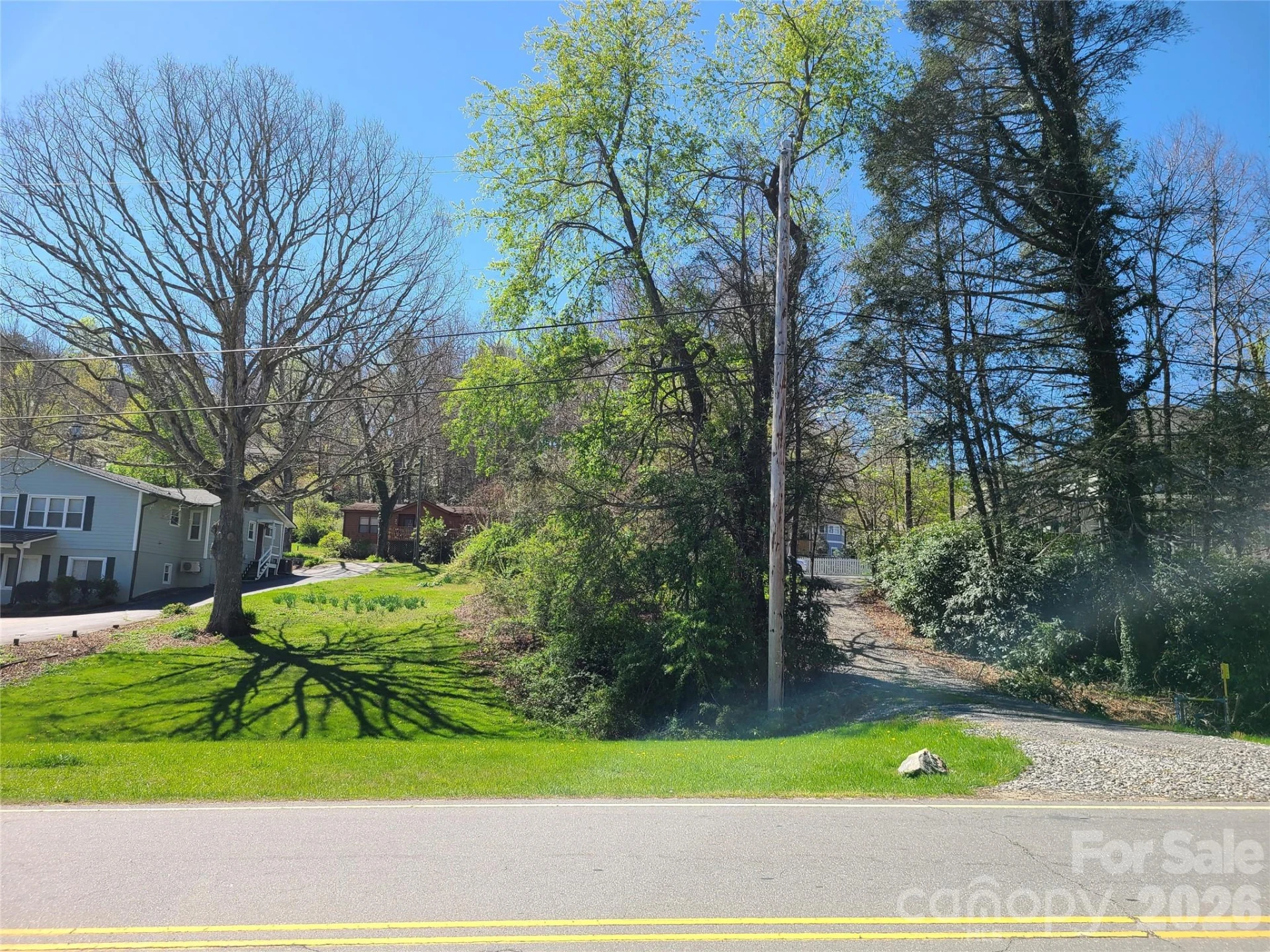 106 Yates Avenue - Photo 6