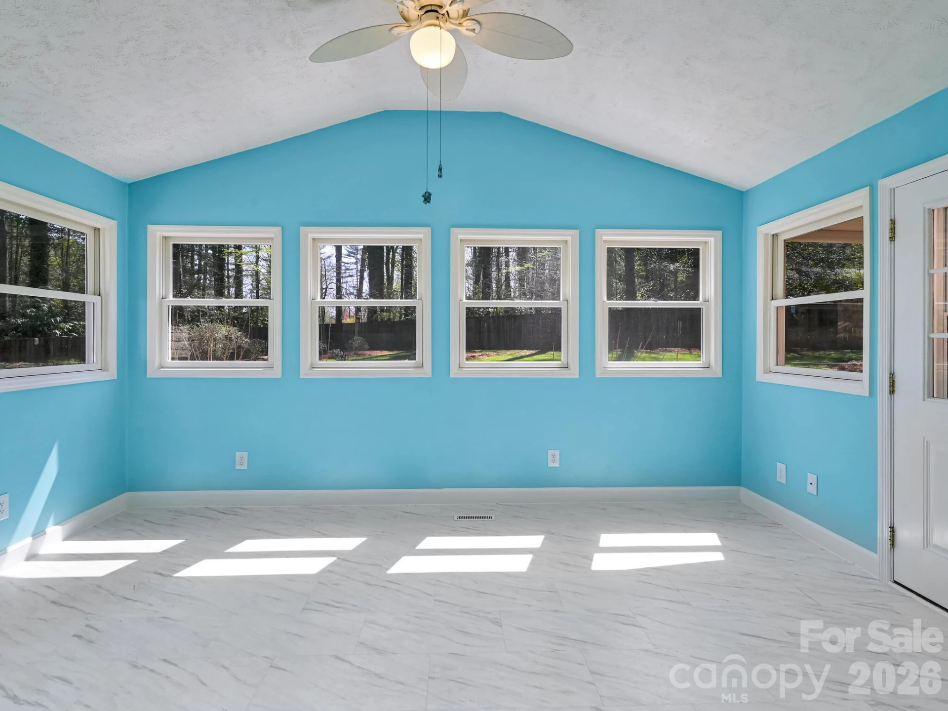 150 Westview Drive - Photo 12