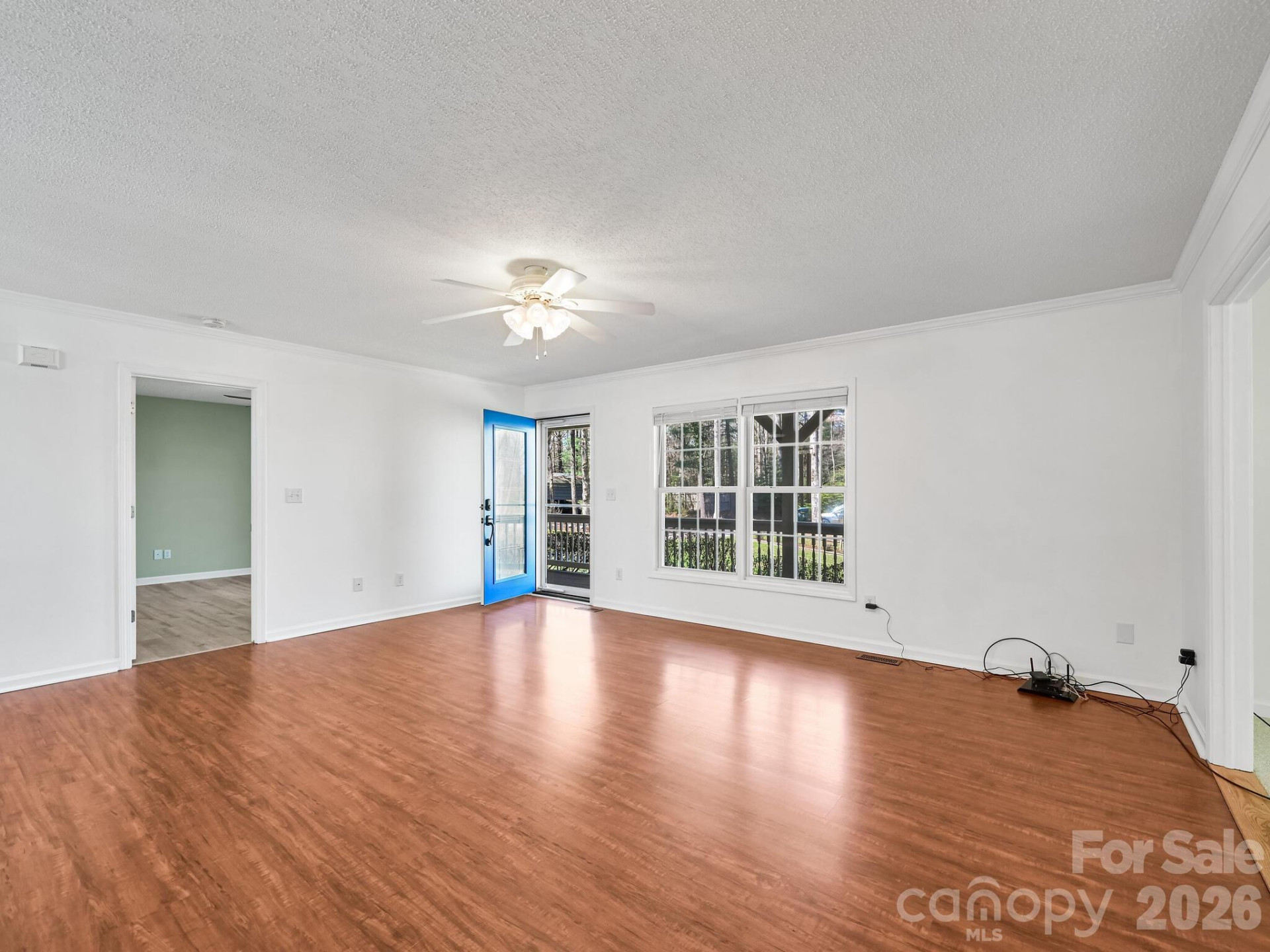 150 Westview Drive - Photo 4