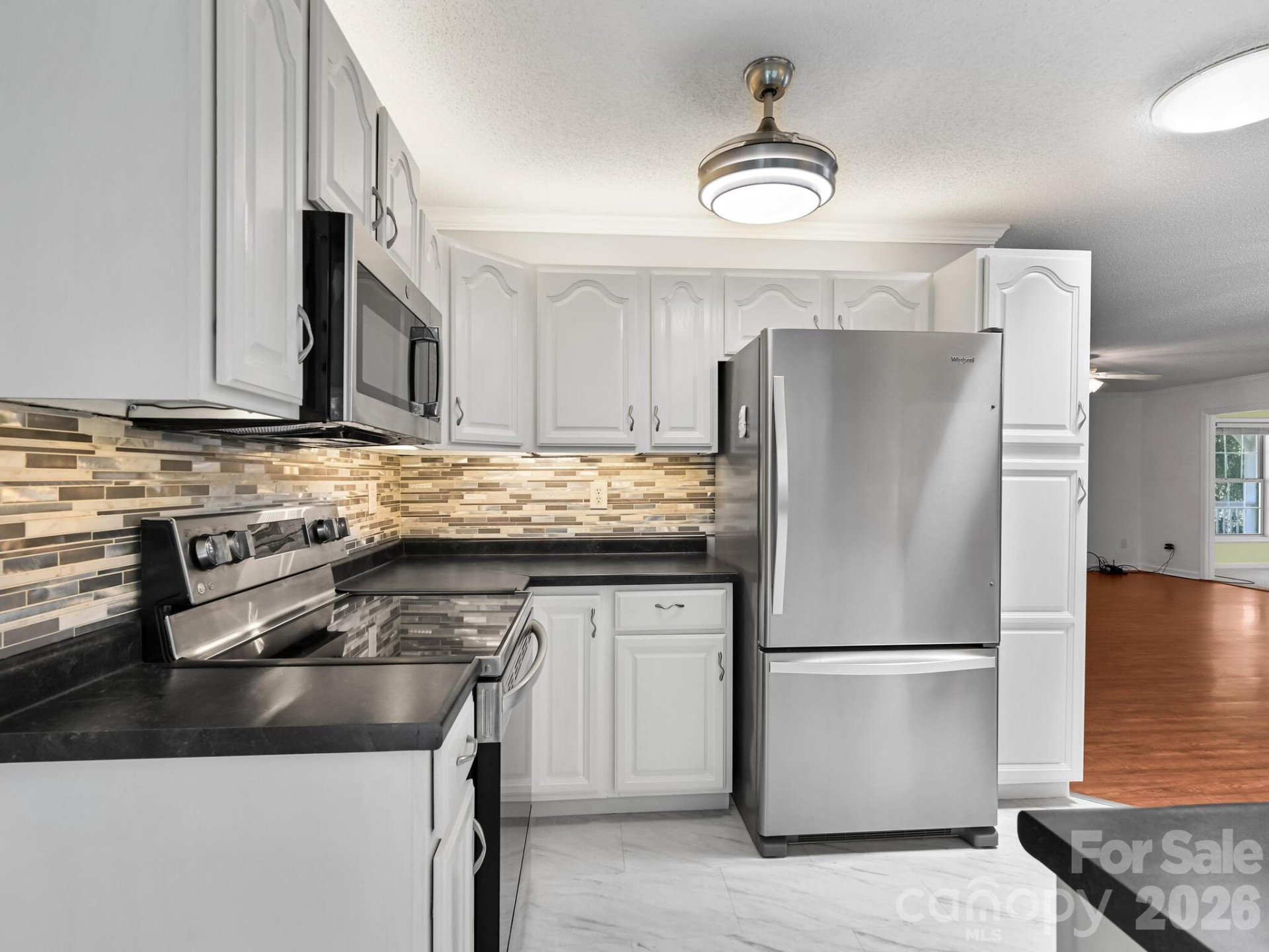 150 Westview Drive - Photo 7
