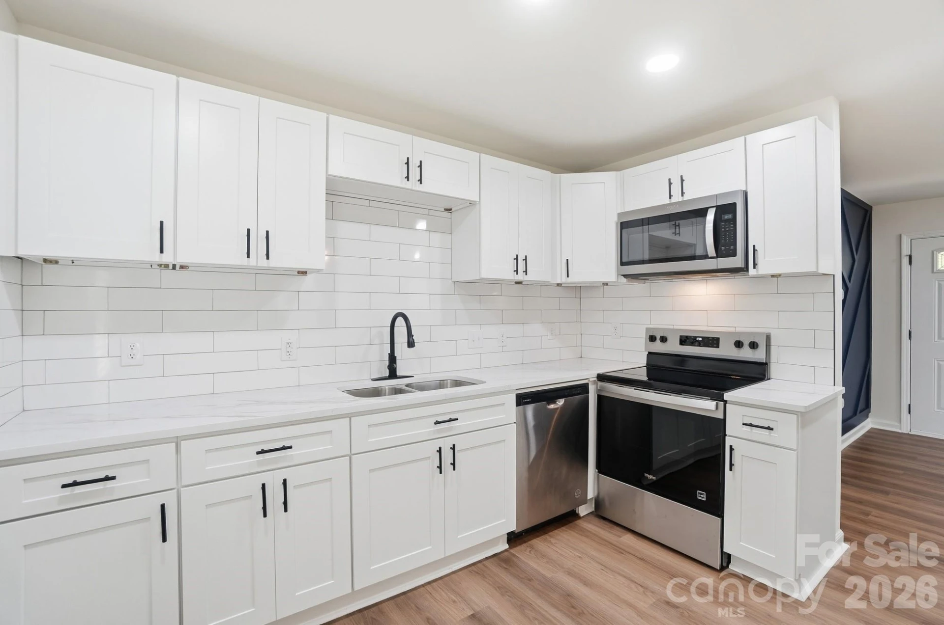 6608 Rosecran Drive - Photo 11