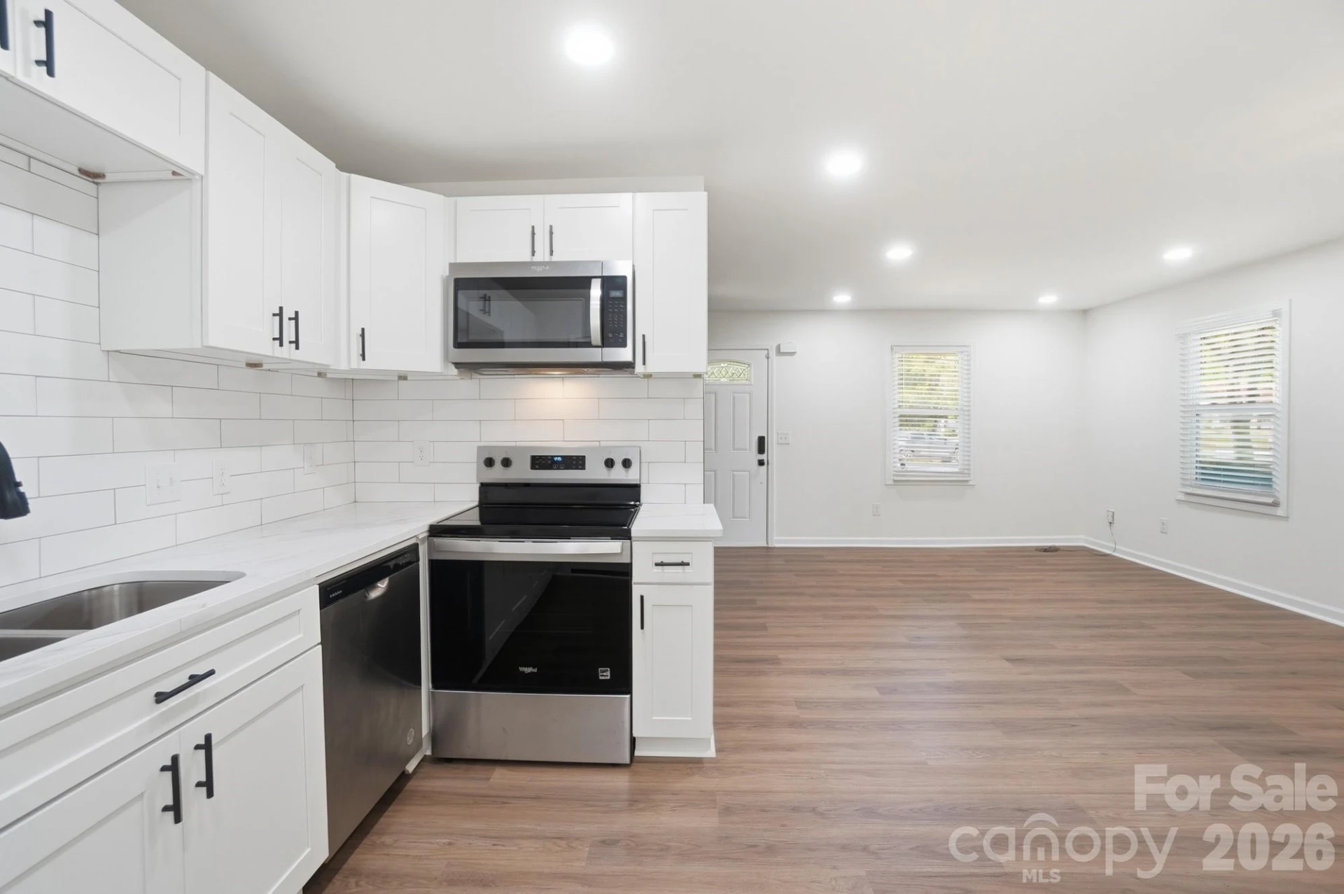 6608 Rosecran Drive - Photo 14