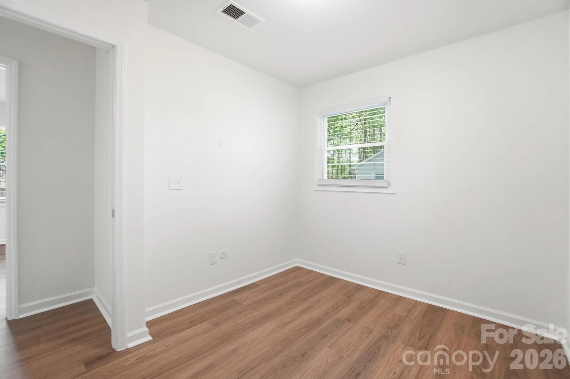 6608 Rosecran Drive - Photo 26