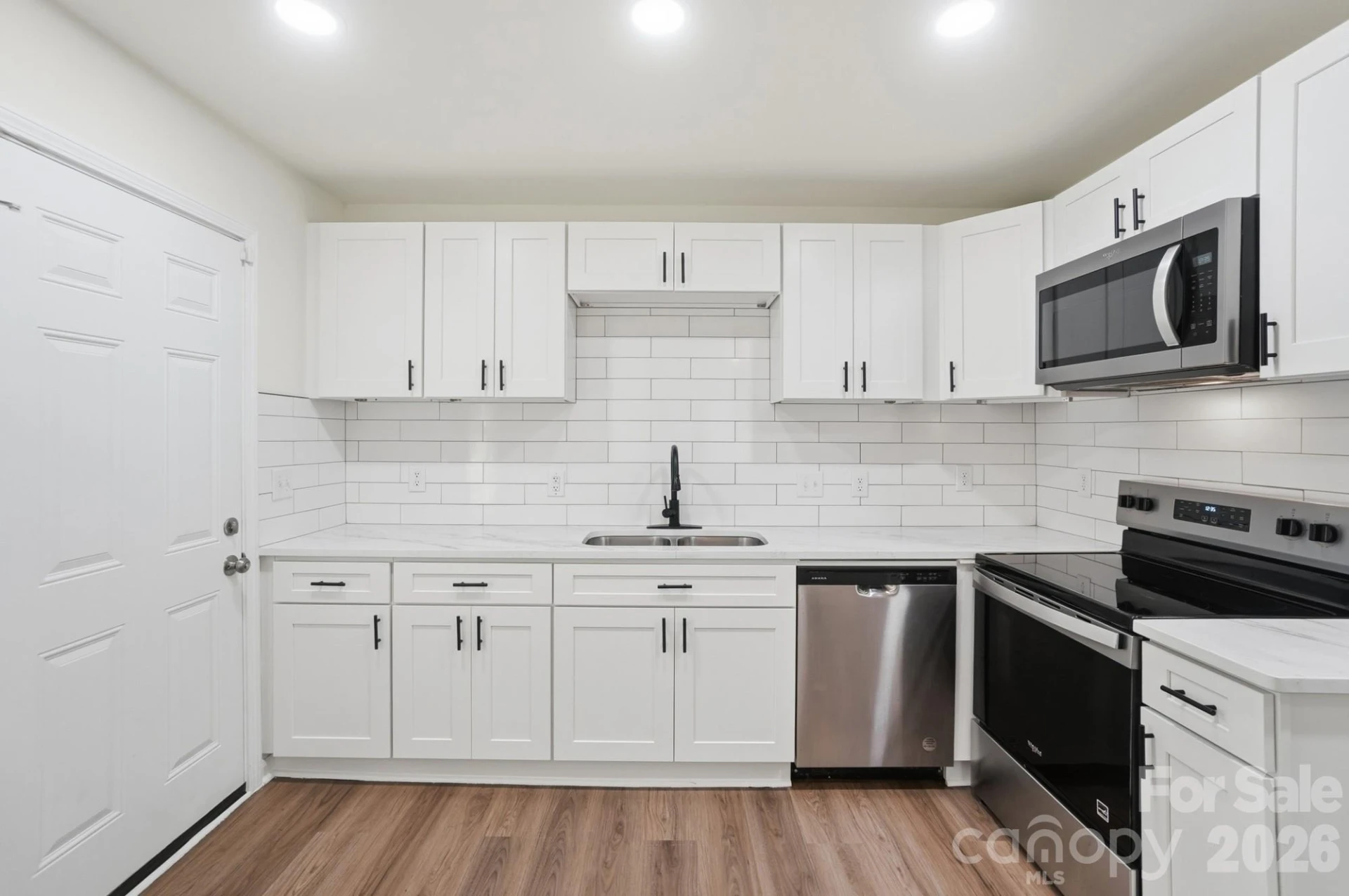 6608 Rosecran Drive - Photo 10