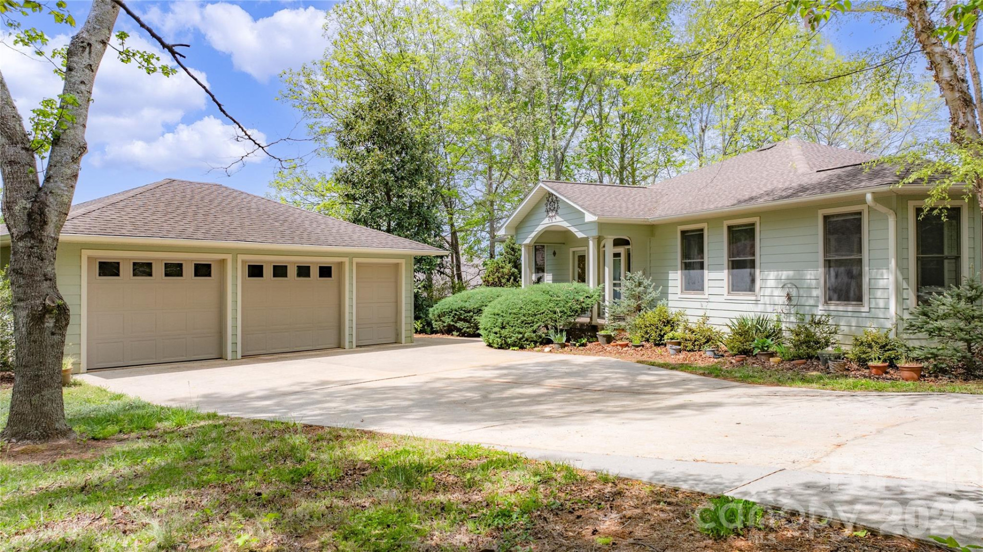 27 Magnolia Drive - Photo 4