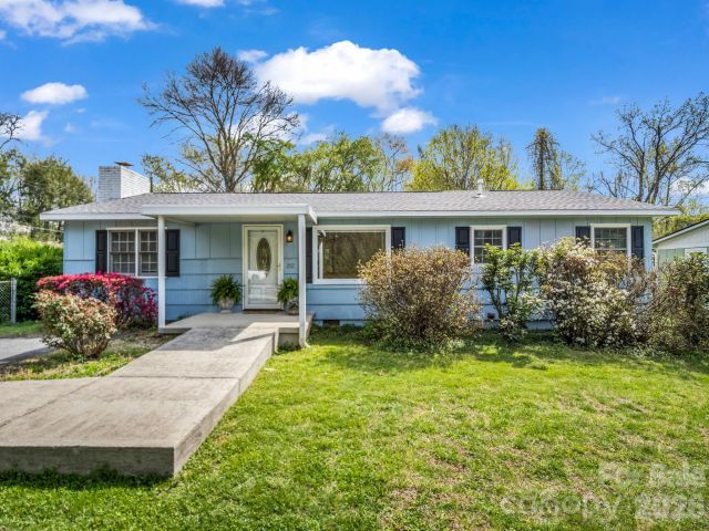 212 Vance Avenue, Black Mountain, NC, 28711