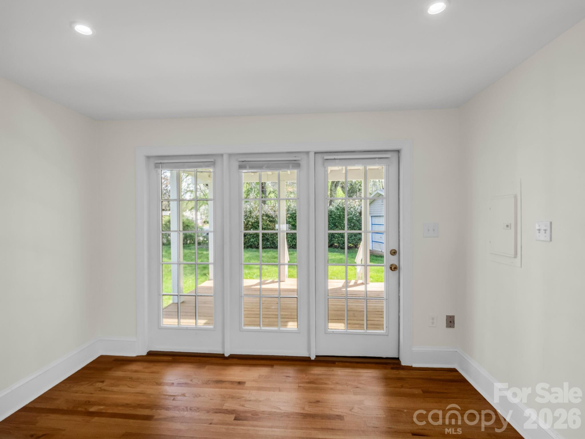 212 Vance Avenue - Photo 14