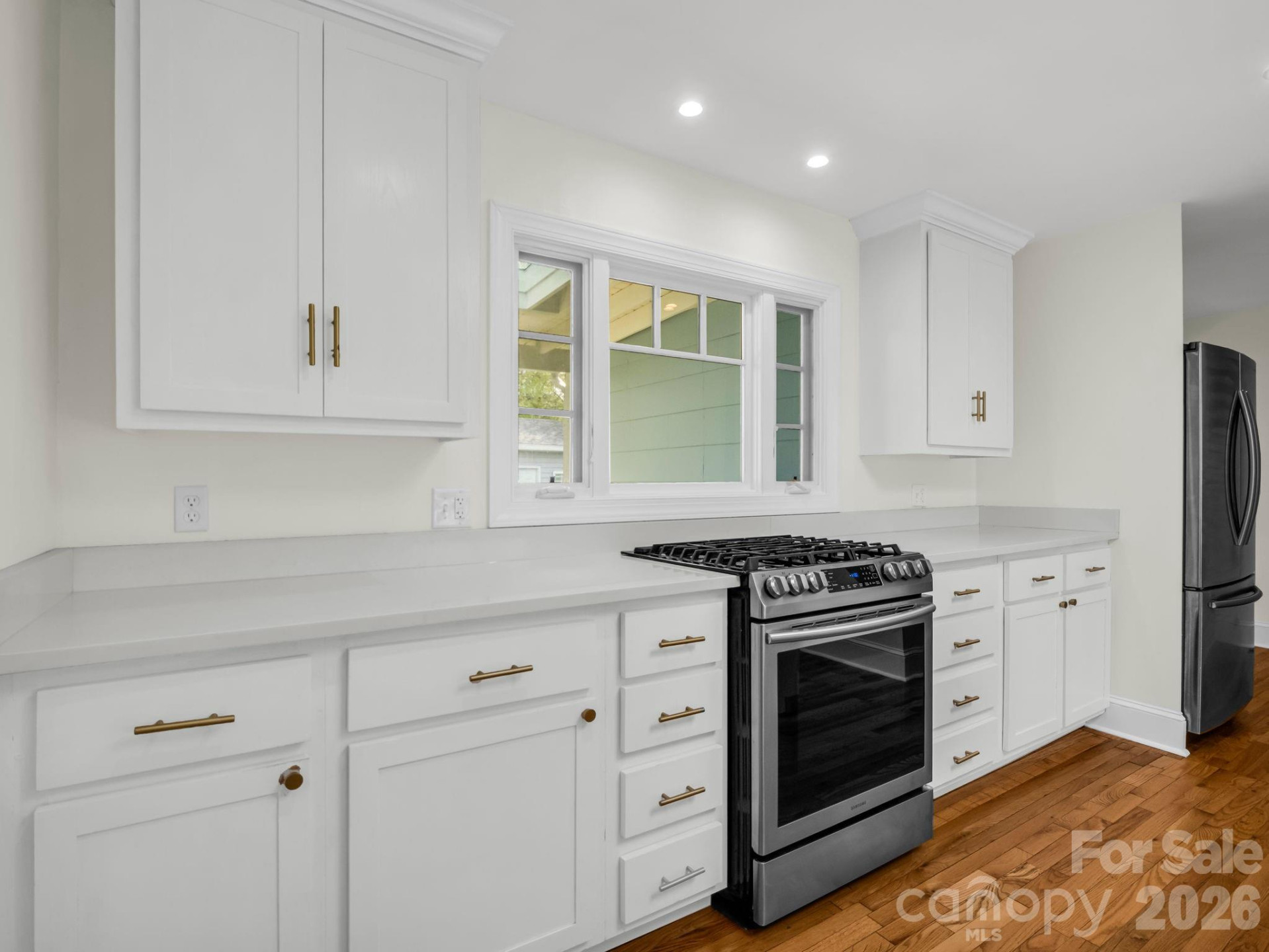 212 Vance Avenue - Photo 10