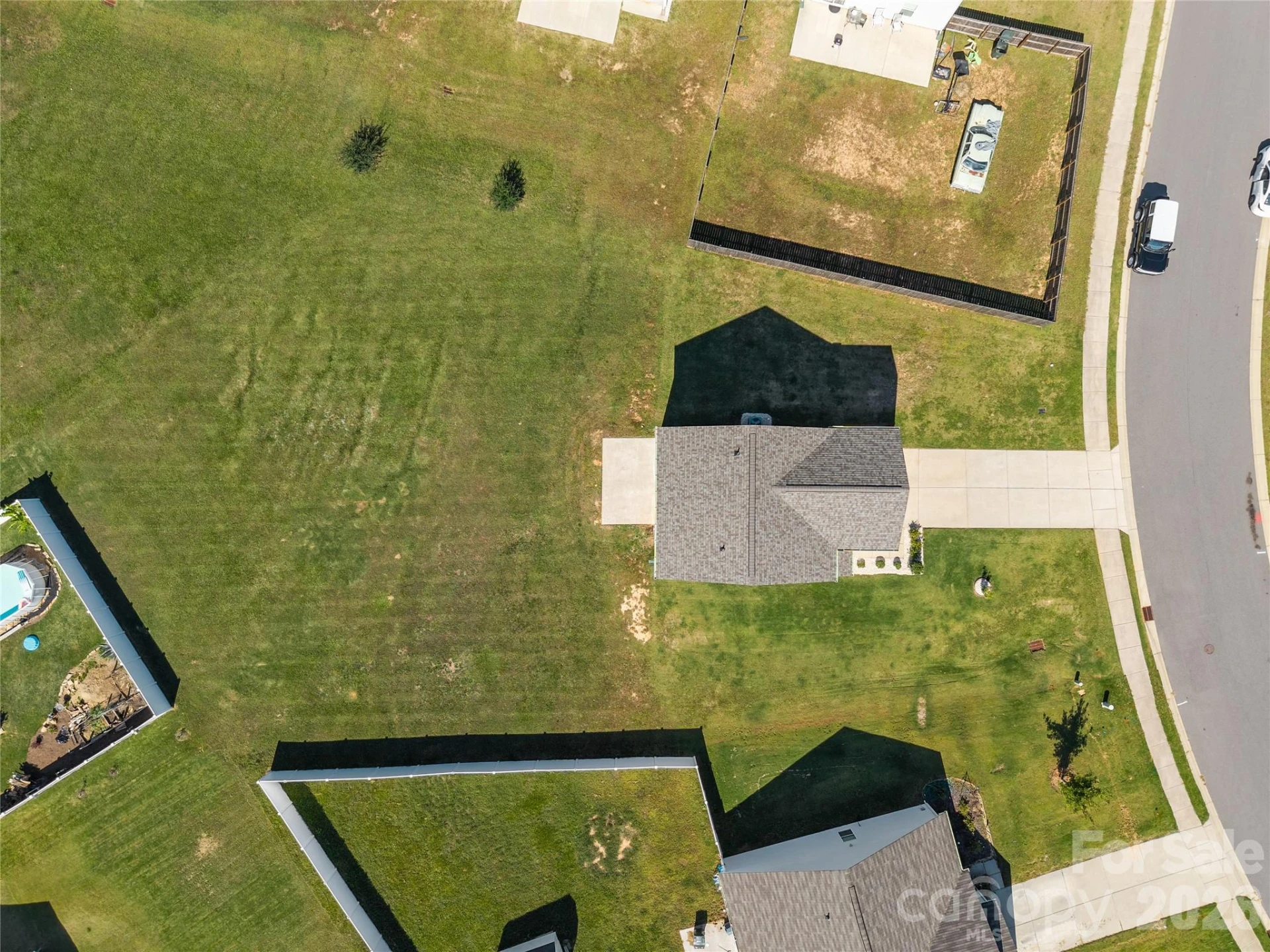 163 Kipling Lane - Photo 2