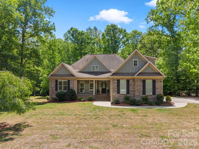 42 Woodridge Court, Columbus, NC, 28722
