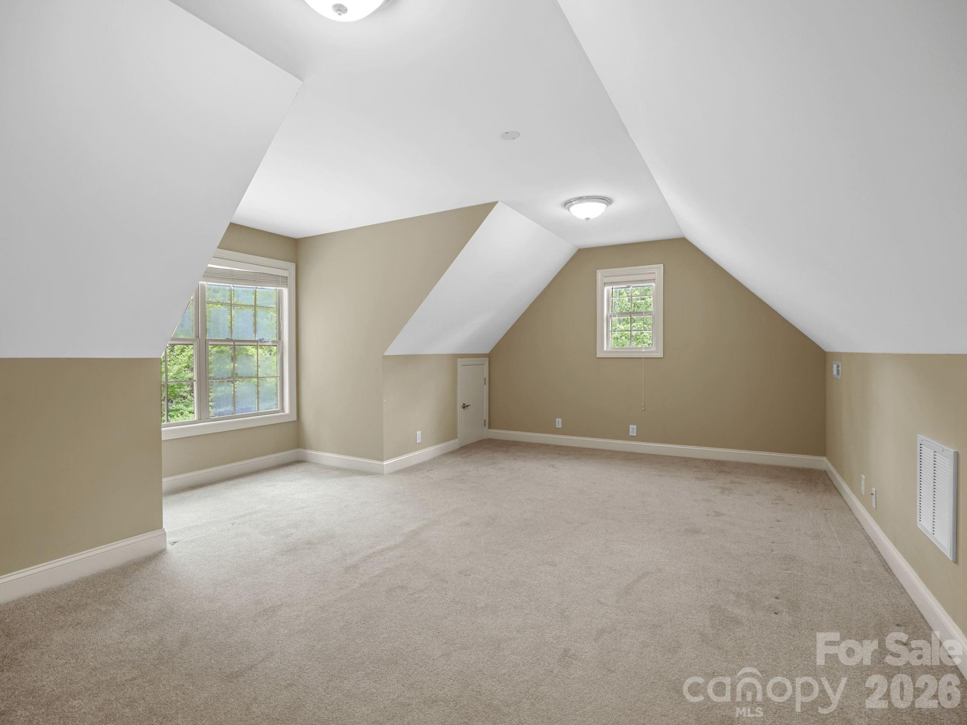 42 Woodridge Court #21-22 - Photo 16