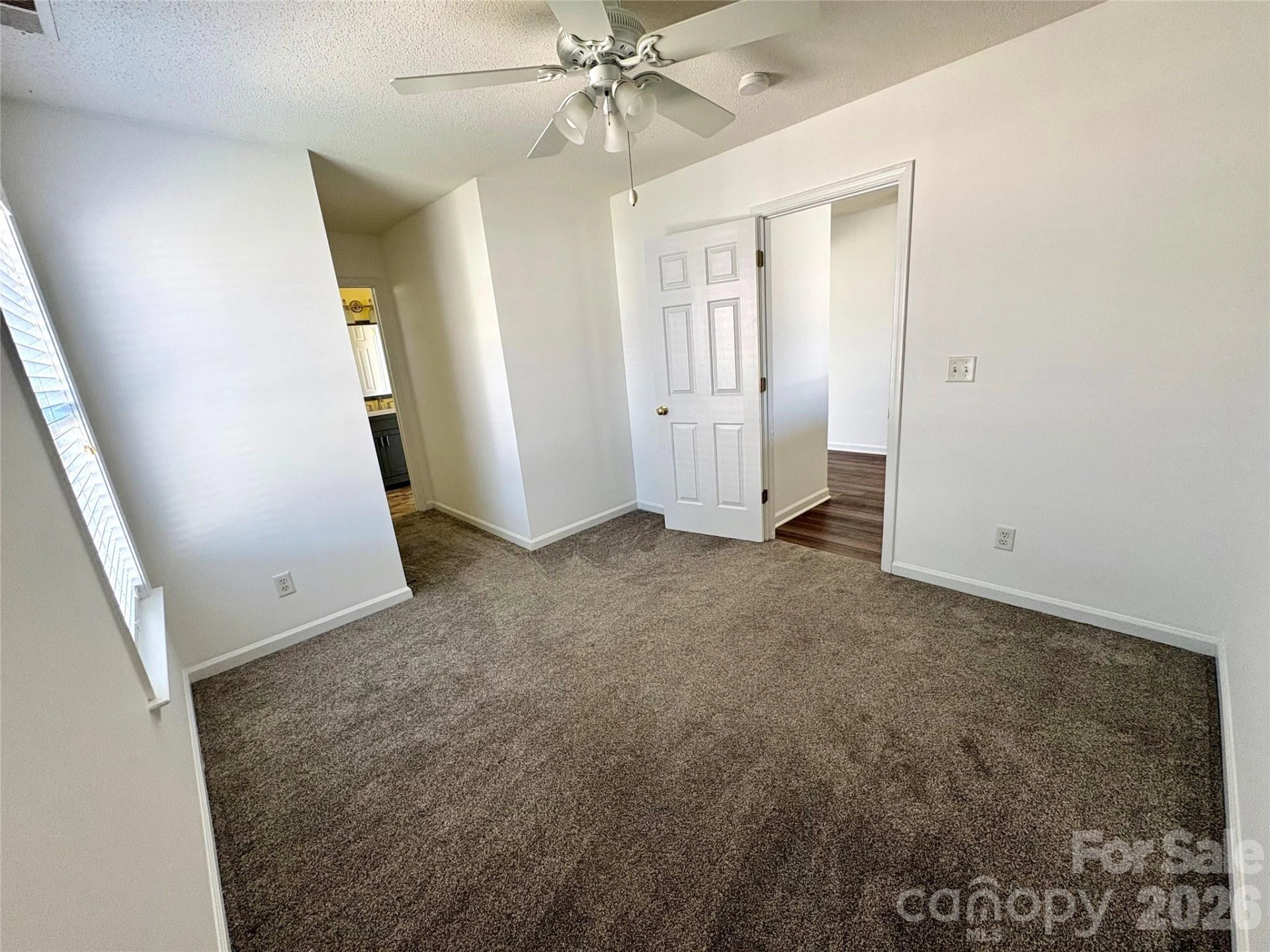 89 Woodfern Road - Photo 10