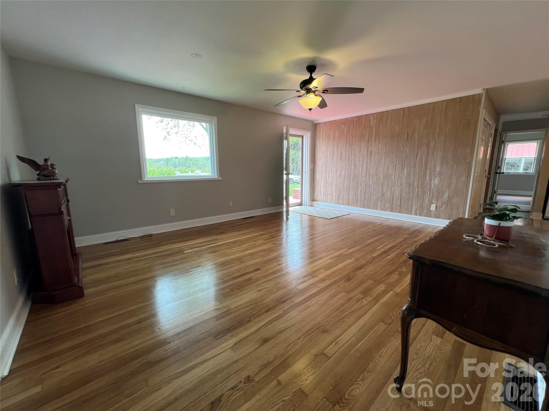 93 Laycock Road - Photo 11