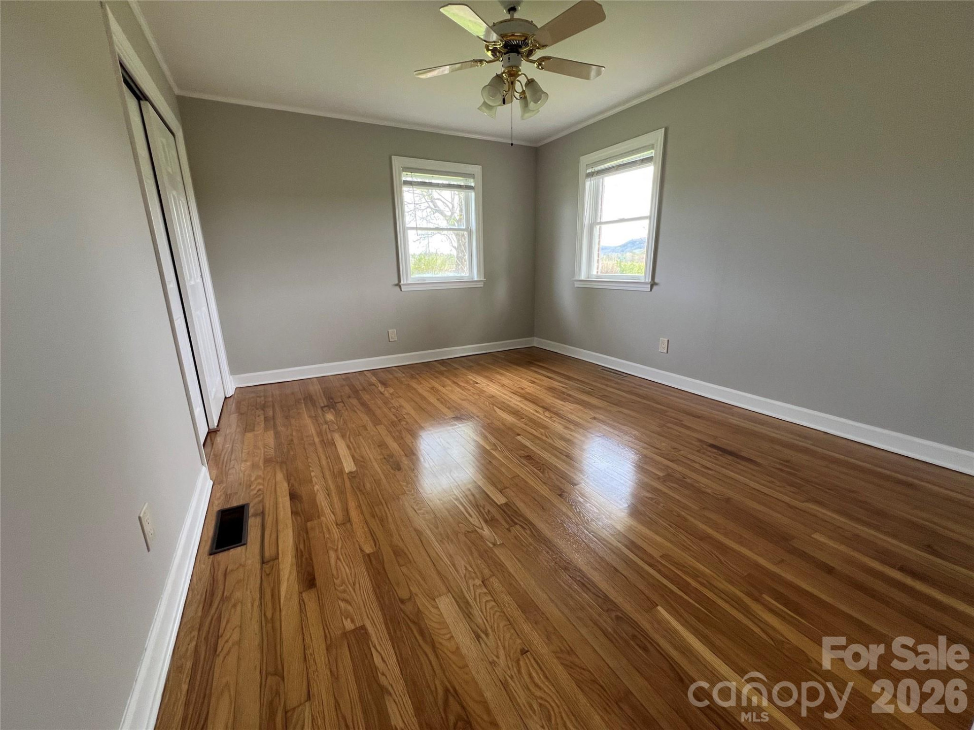 93 Laycock Road - Photo 16