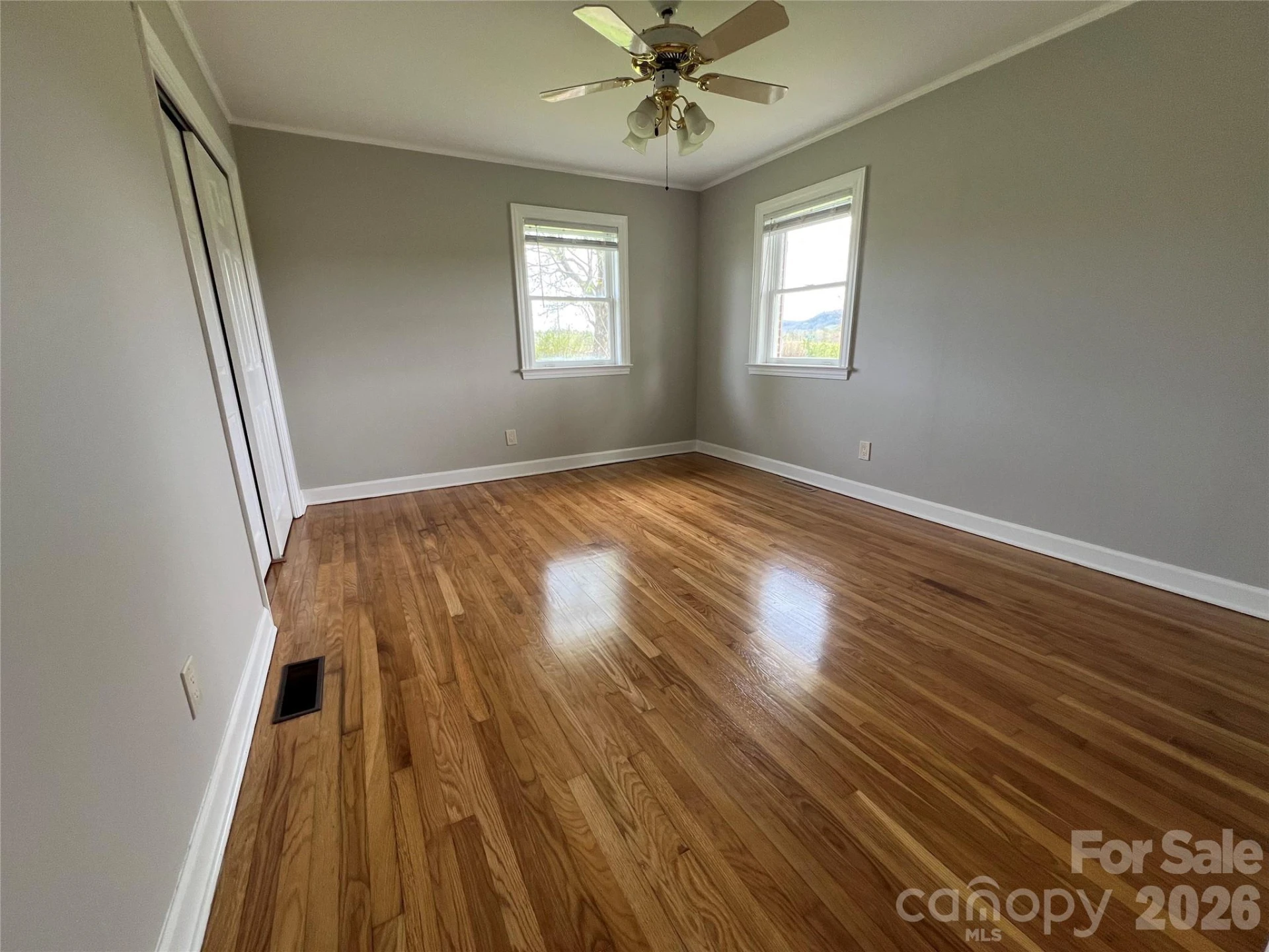 93 Laycock Road - Photo 16