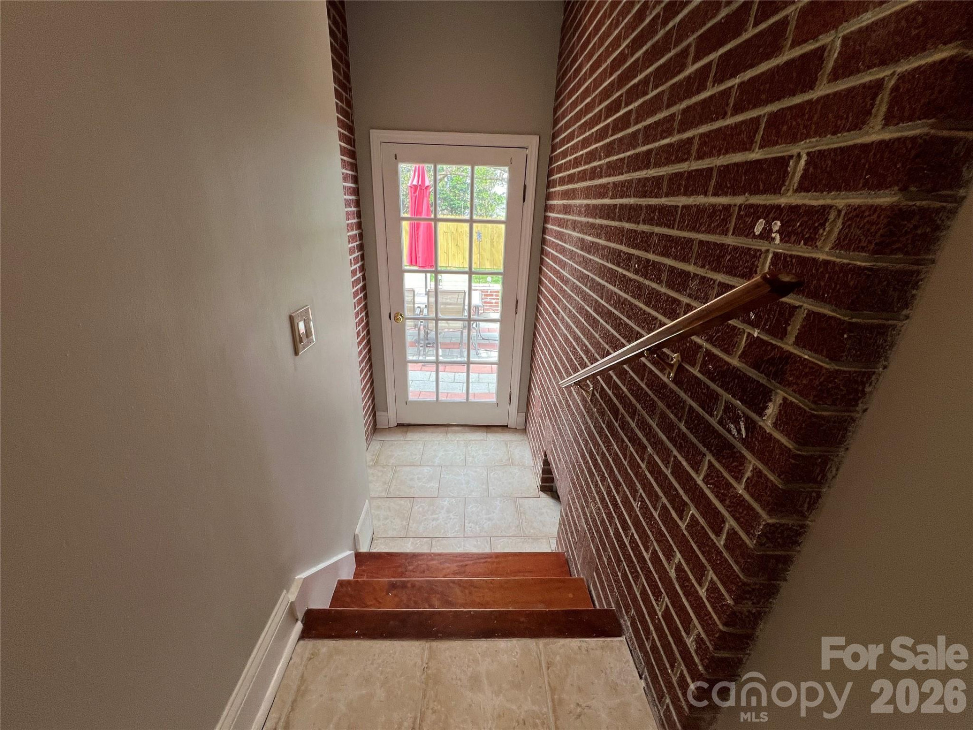 93 Laycock Road - Photo 23