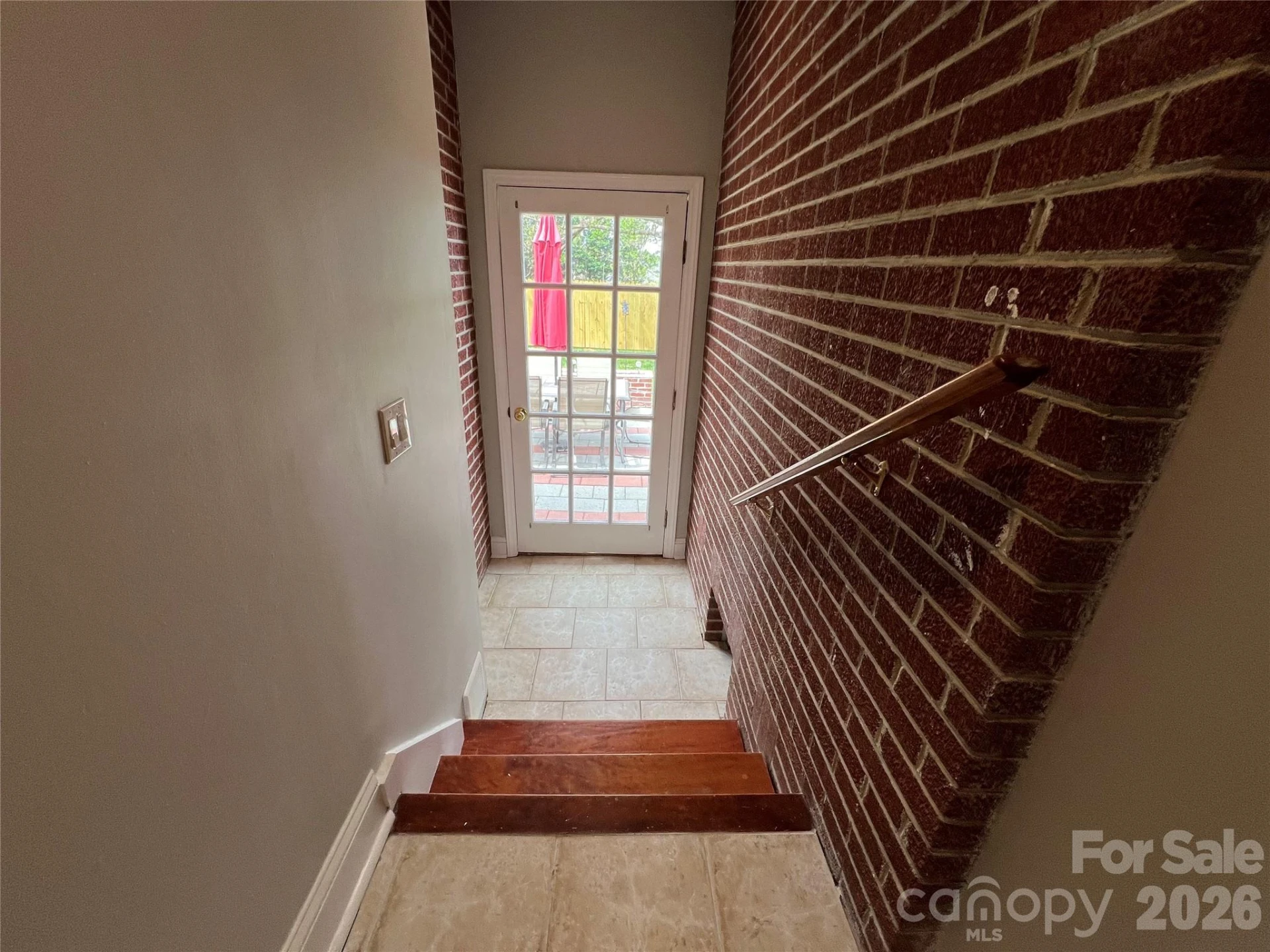 93 Laycock Road - Photo 23