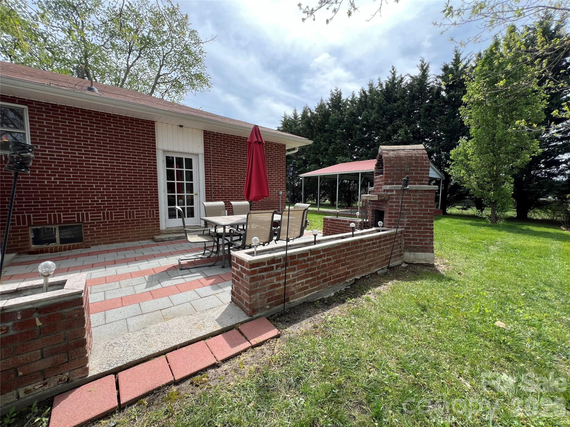 93 Laycock Road - Photo 25