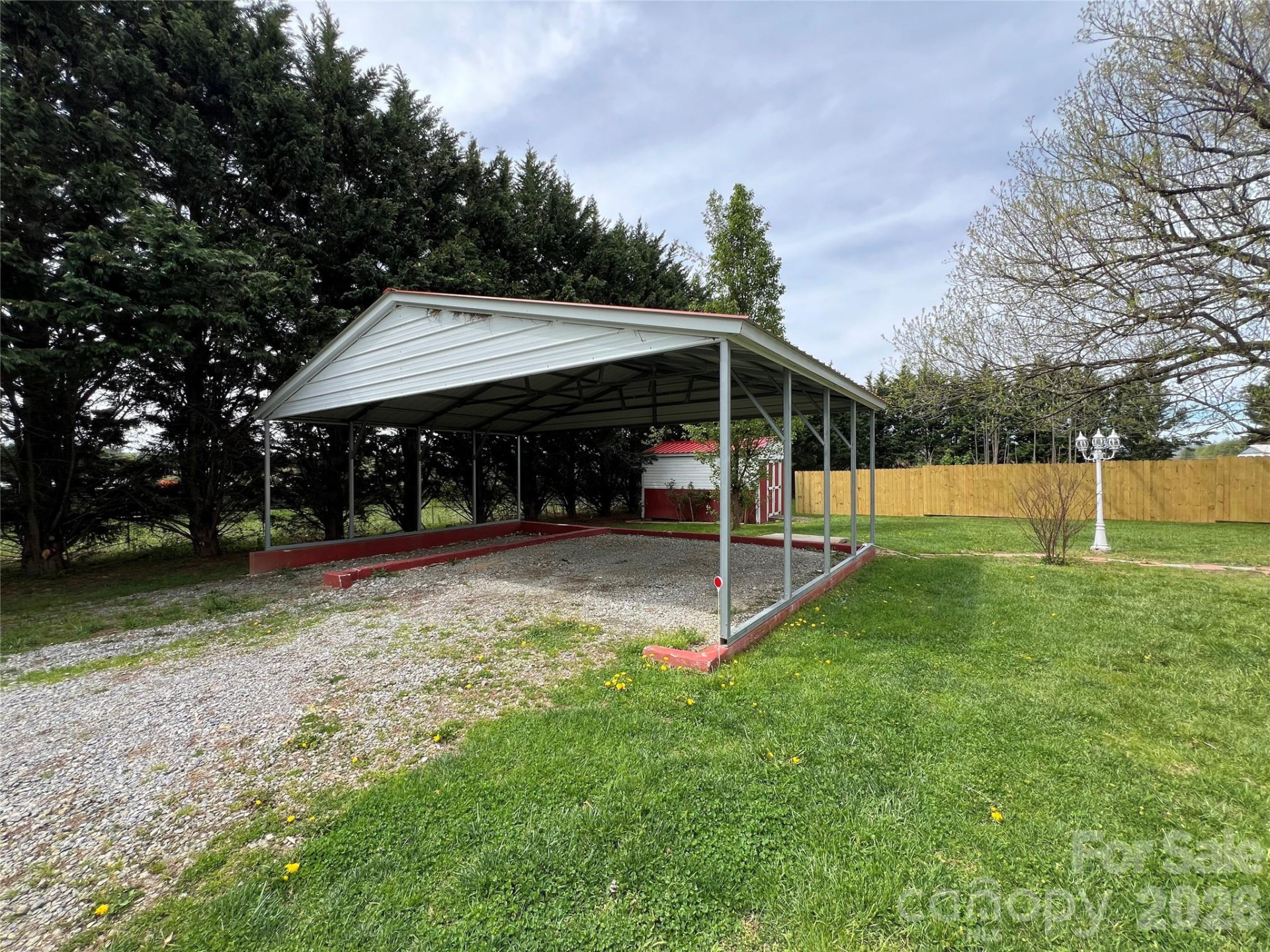 93 Laycock Road - Photo 4