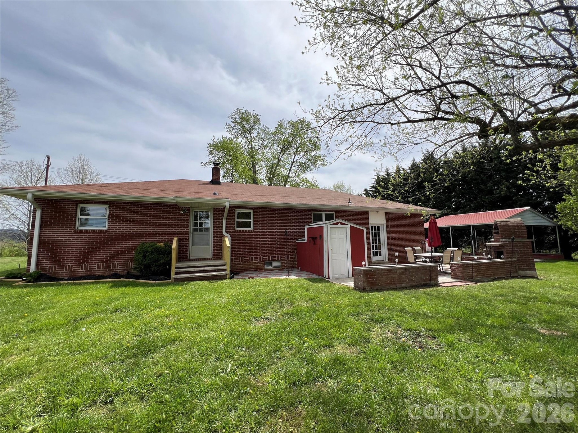 93 Laycock Road - Photo 34