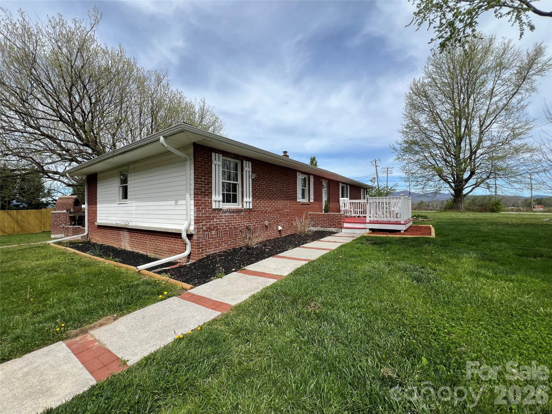 93 Laycock Road - Photo 9