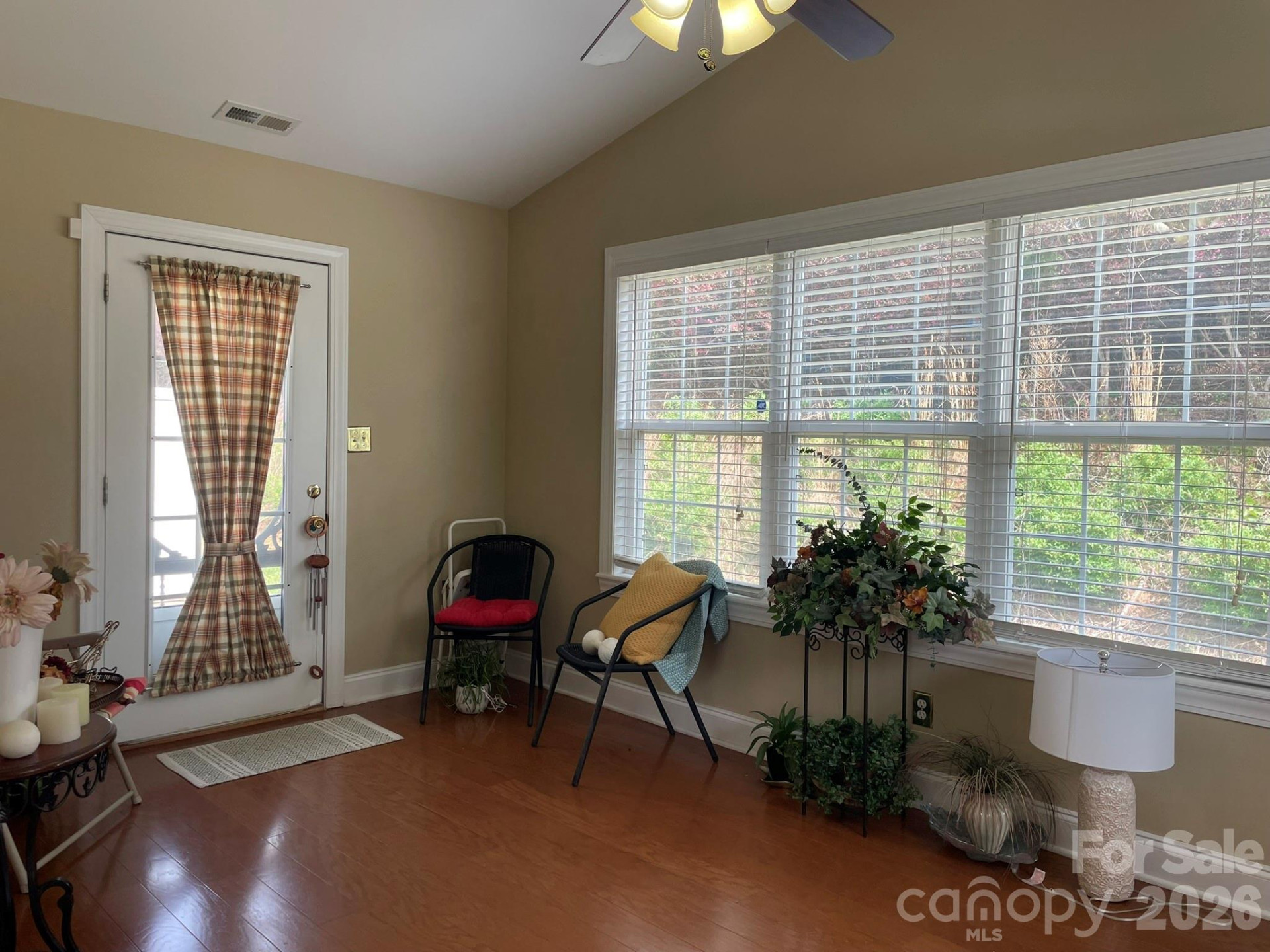 217 Abee Street - Photo 20