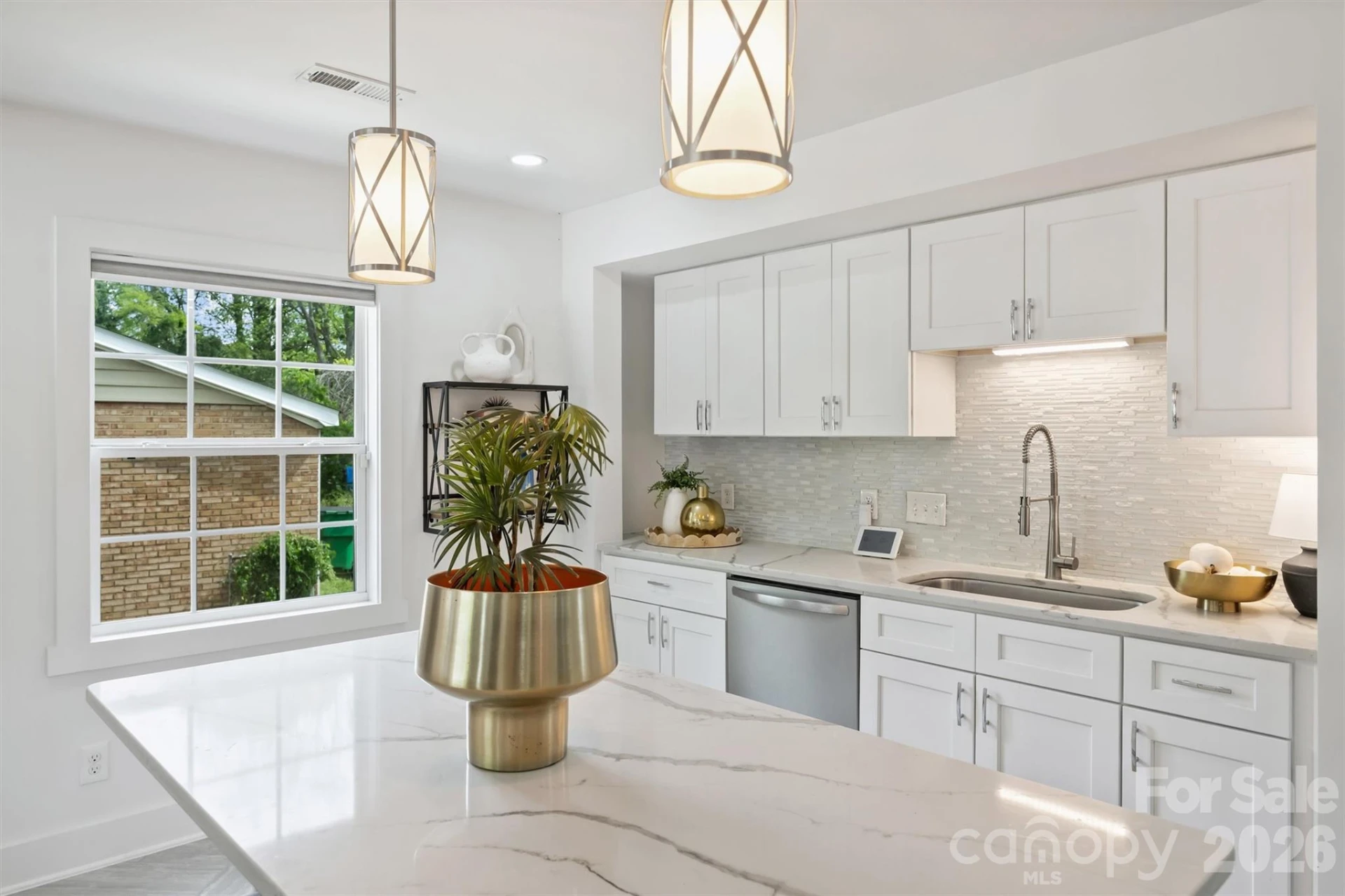 2314 Crestview Drive - Photo 17