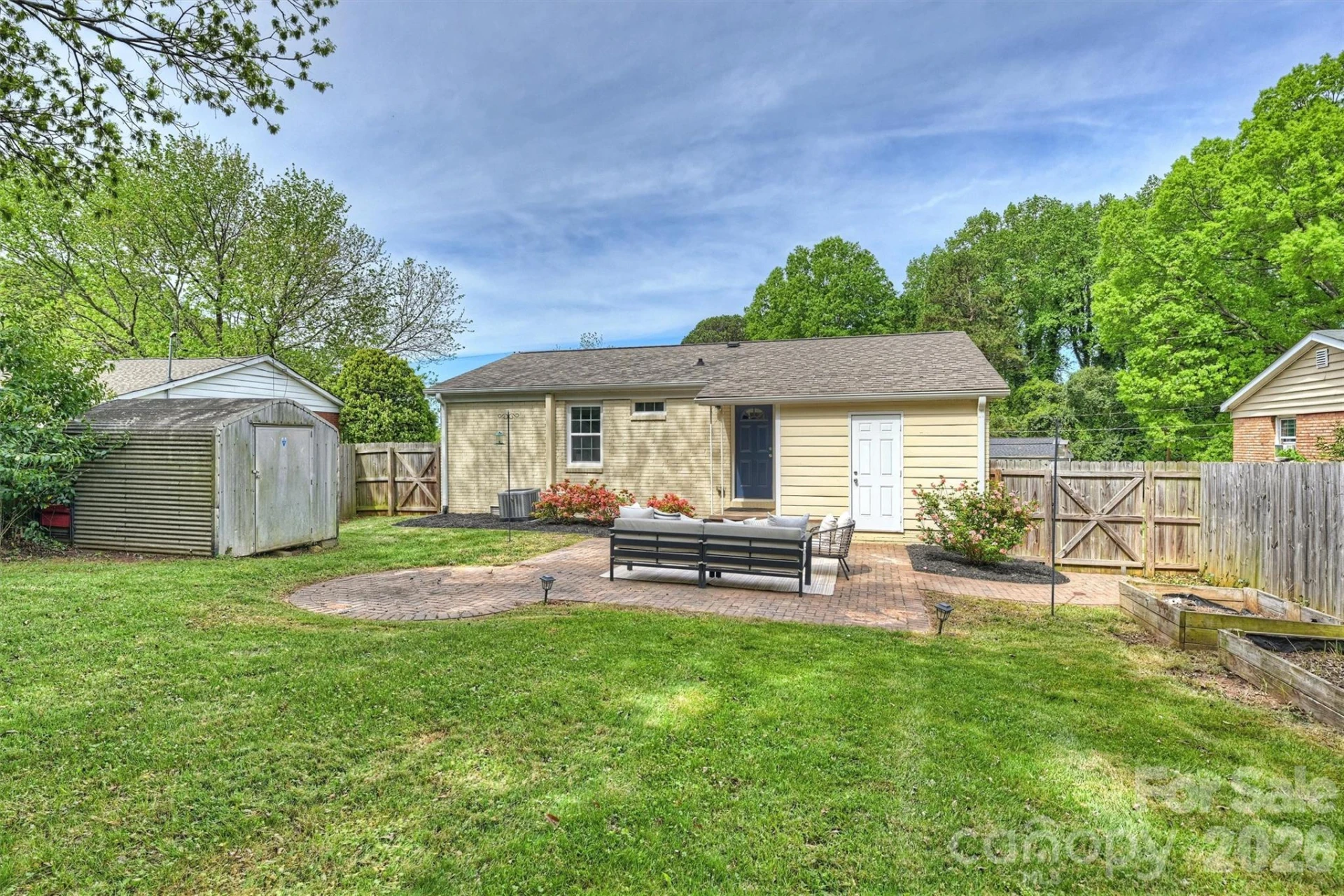 2314 Crestview Drive - Photo 38