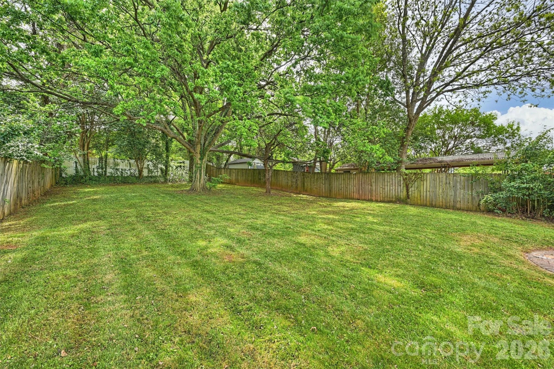 2314 Crestview Drive - Photo 39