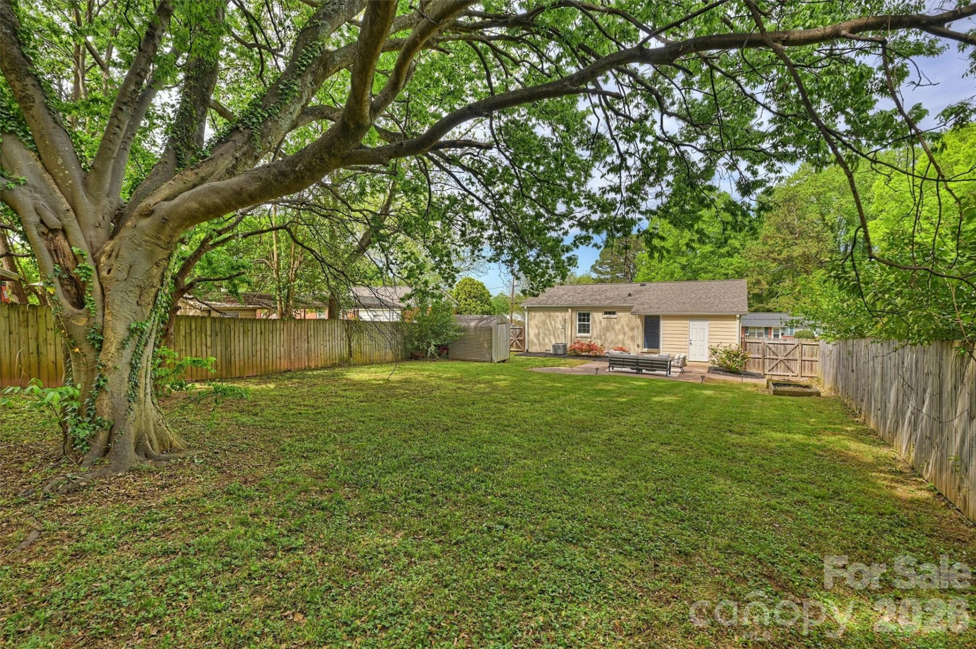 2314 Crestview Drive - Photo 40