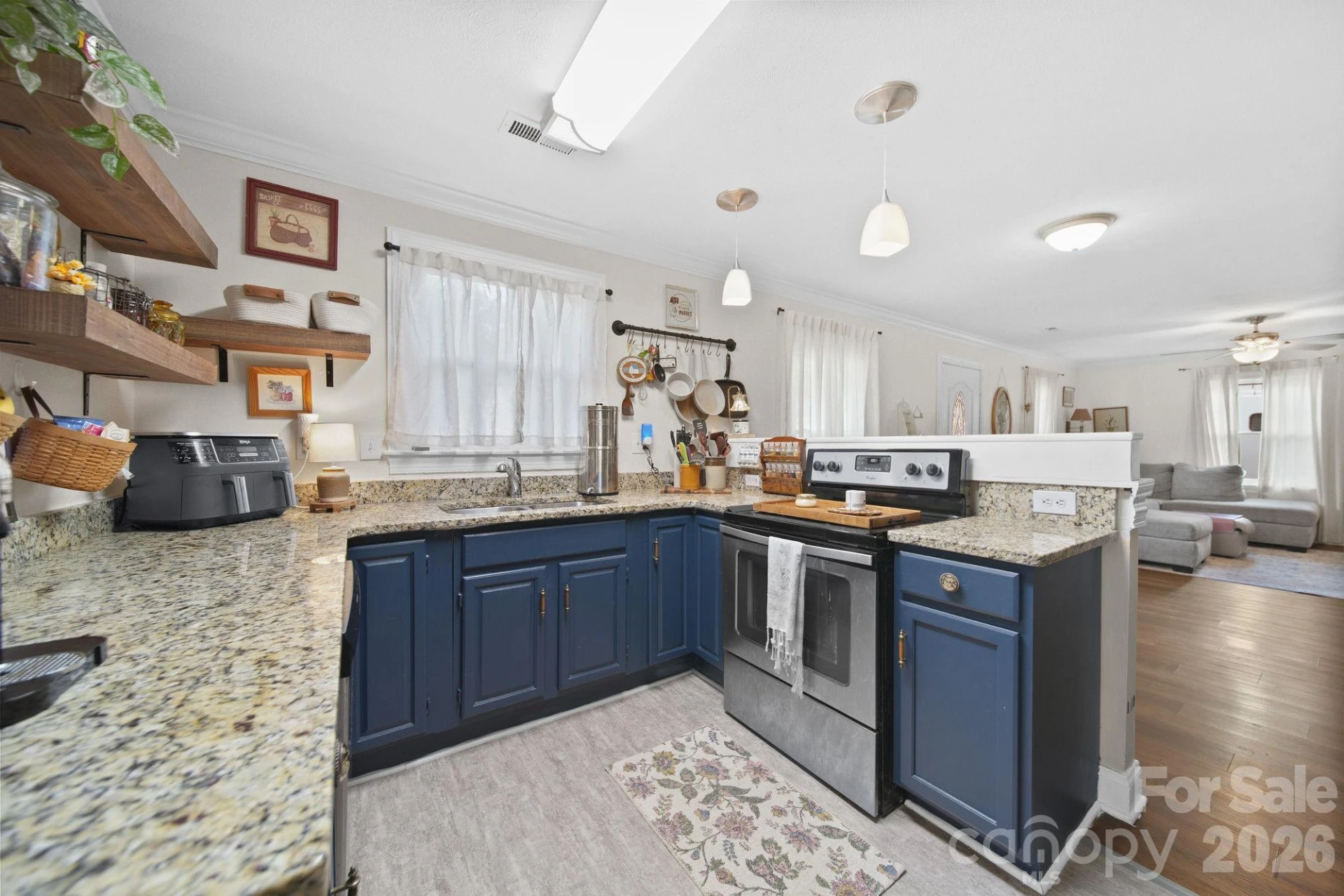 312 Cook Street - Photo 6