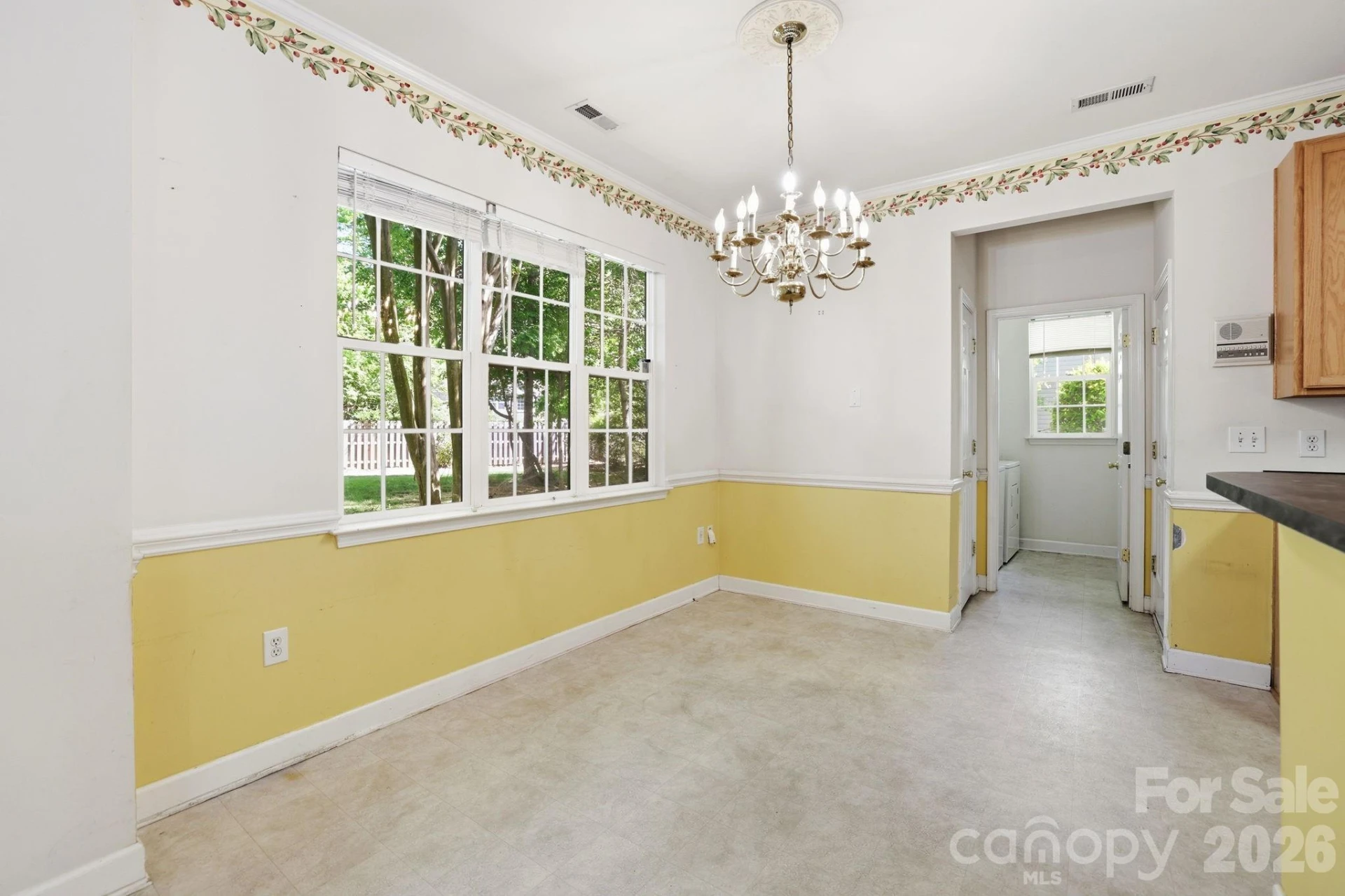 3916 Grace Court - Photo 9