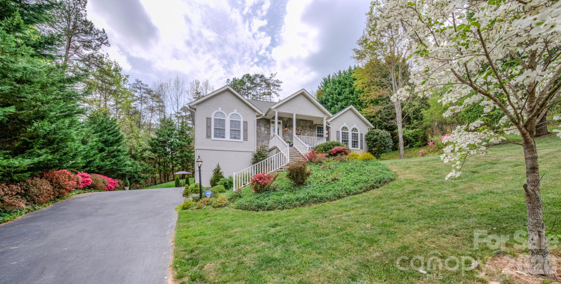 9 Double Eagle Drive - Photo 2