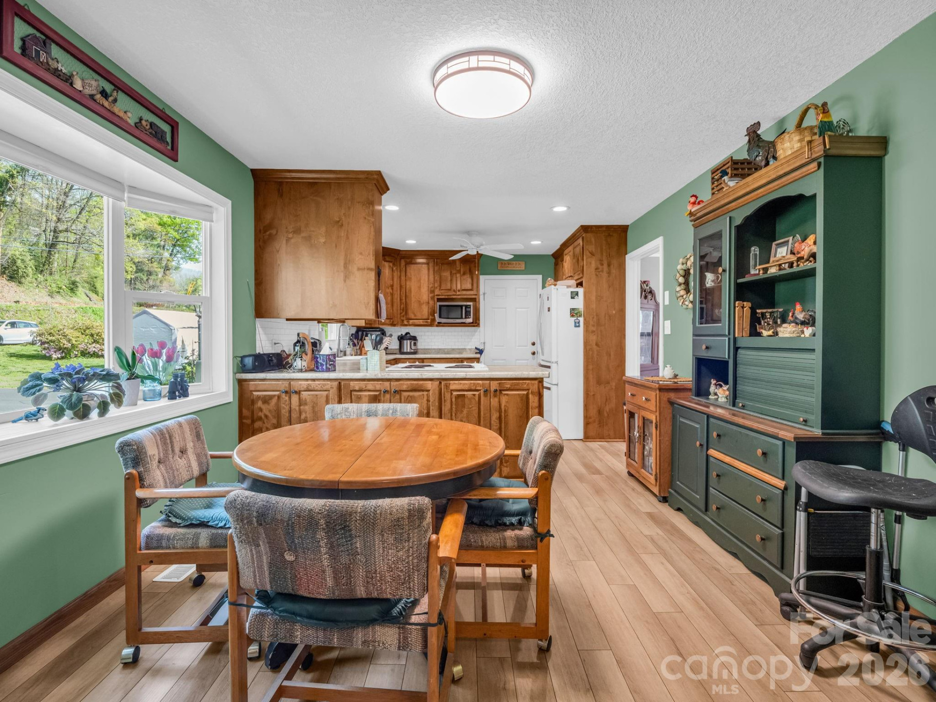 120 Warrior Drive - Photo 4