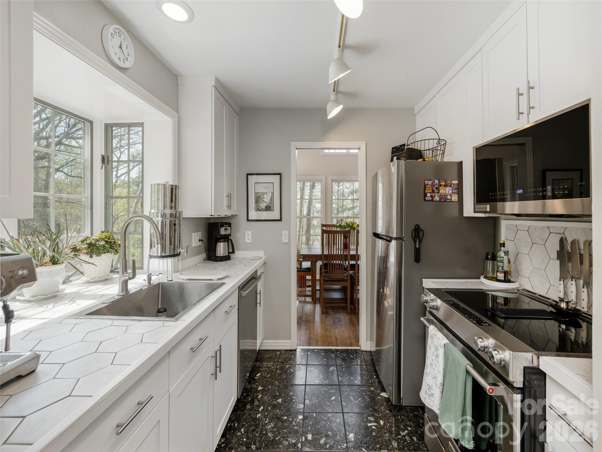 403 Cherokee Road - Photo 12