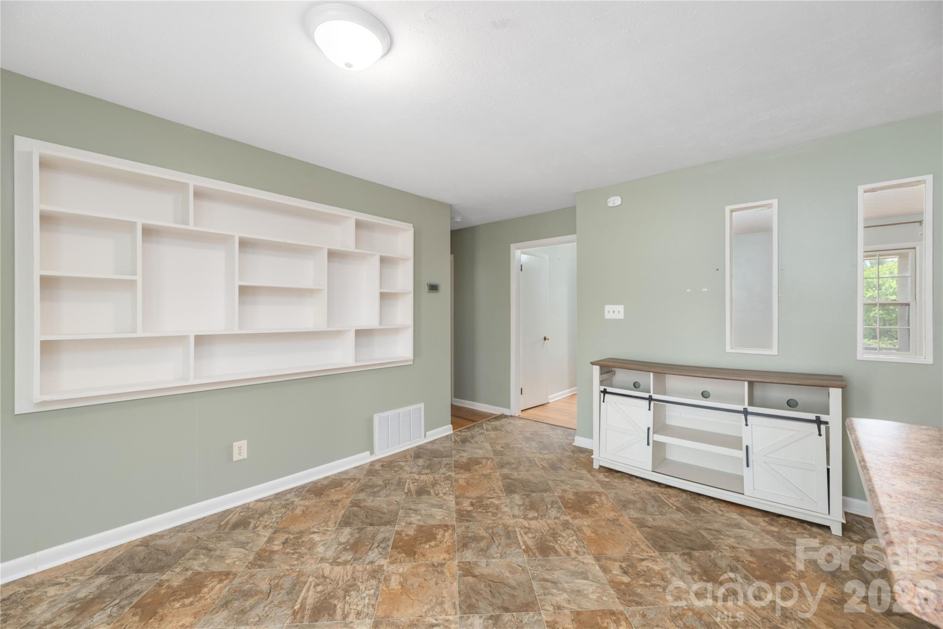 7 Crestview Court - Photo 12
