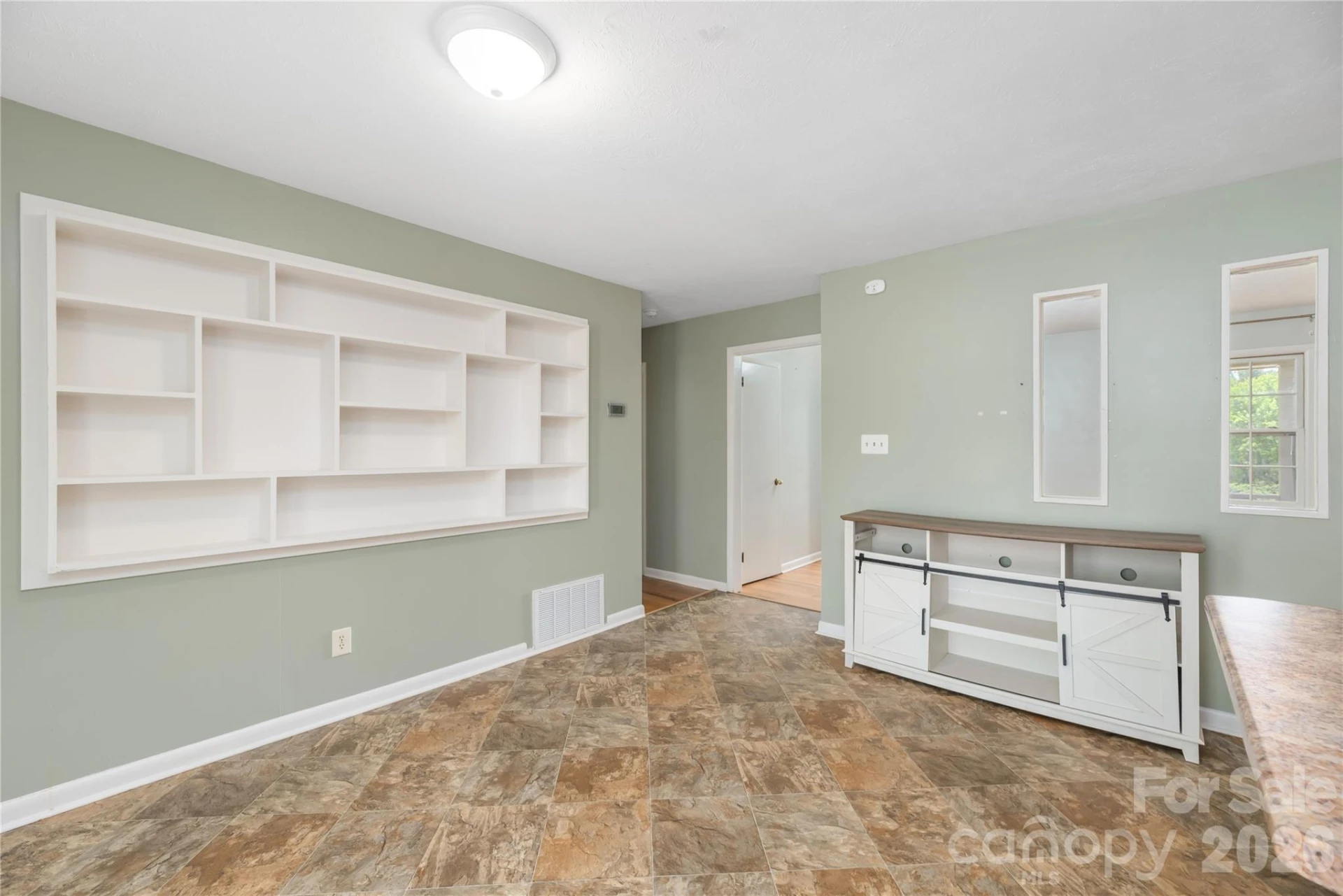 7 Crestview Court - Photo 12